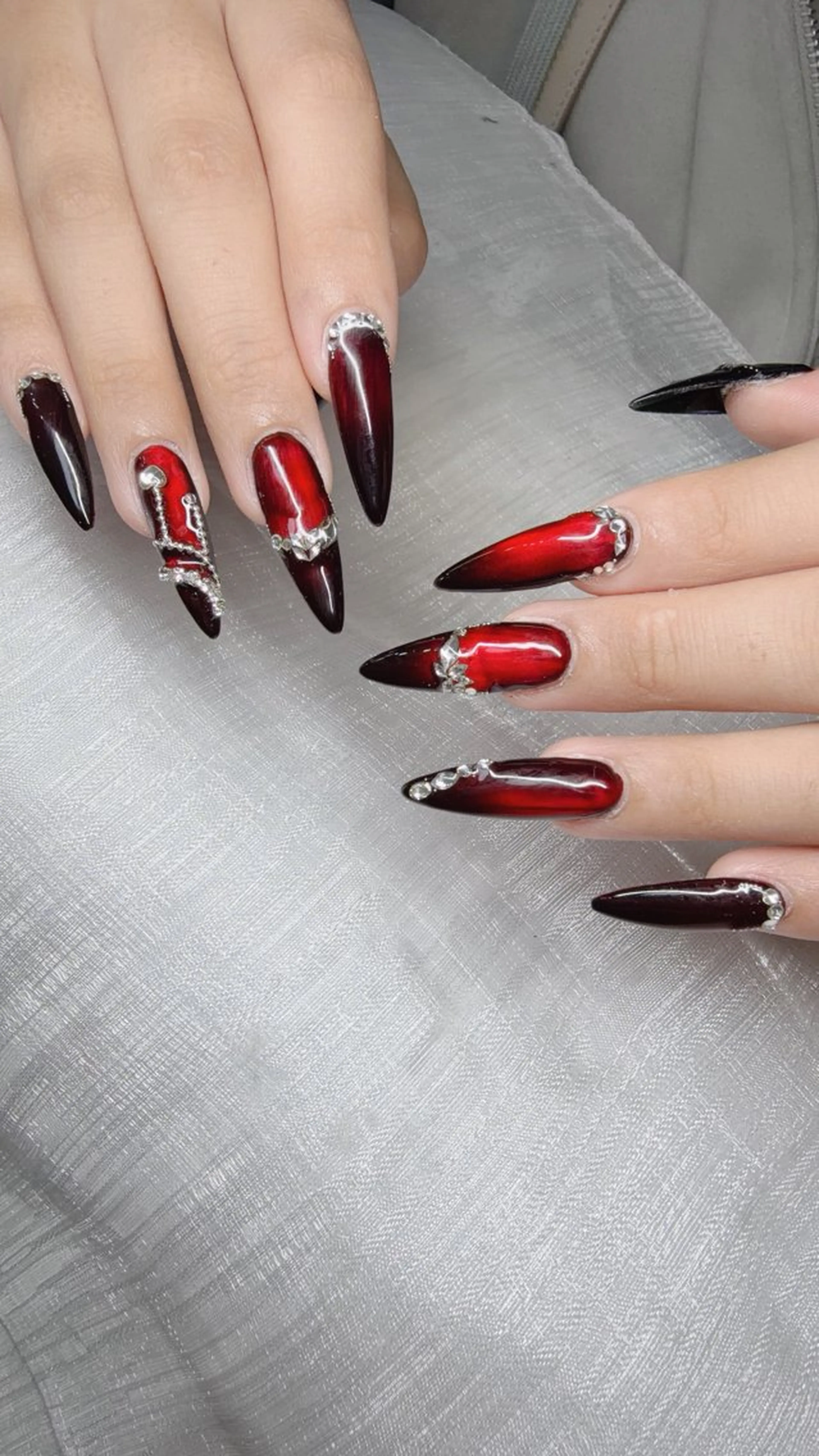 ネイル ハンドネイル Lee Nailsのネイルデザイン