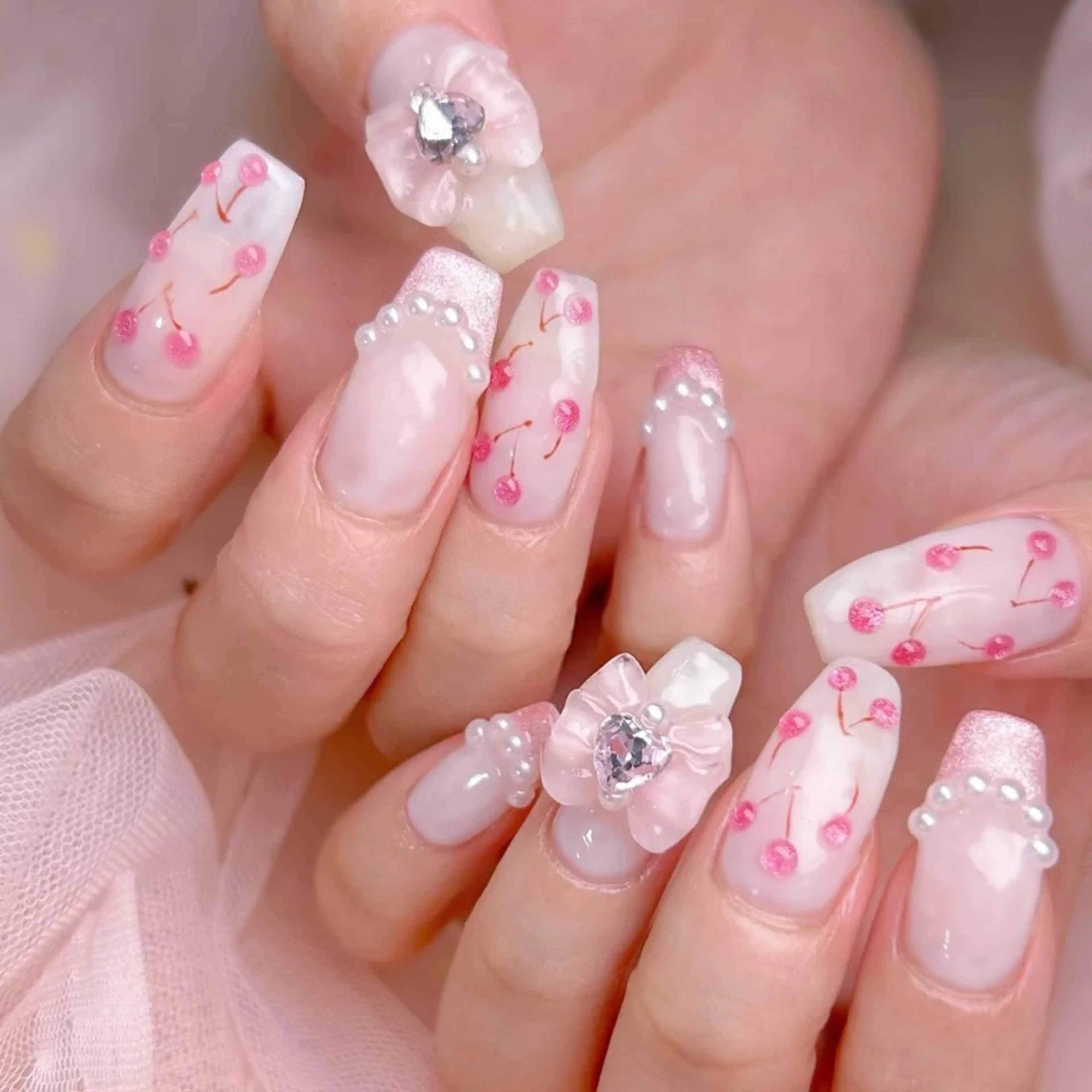 ネイル アートネイル チークネイル 成人式 長さ出し フレンチネイル YK Beauty Salonのマツエク・マツパデザイン