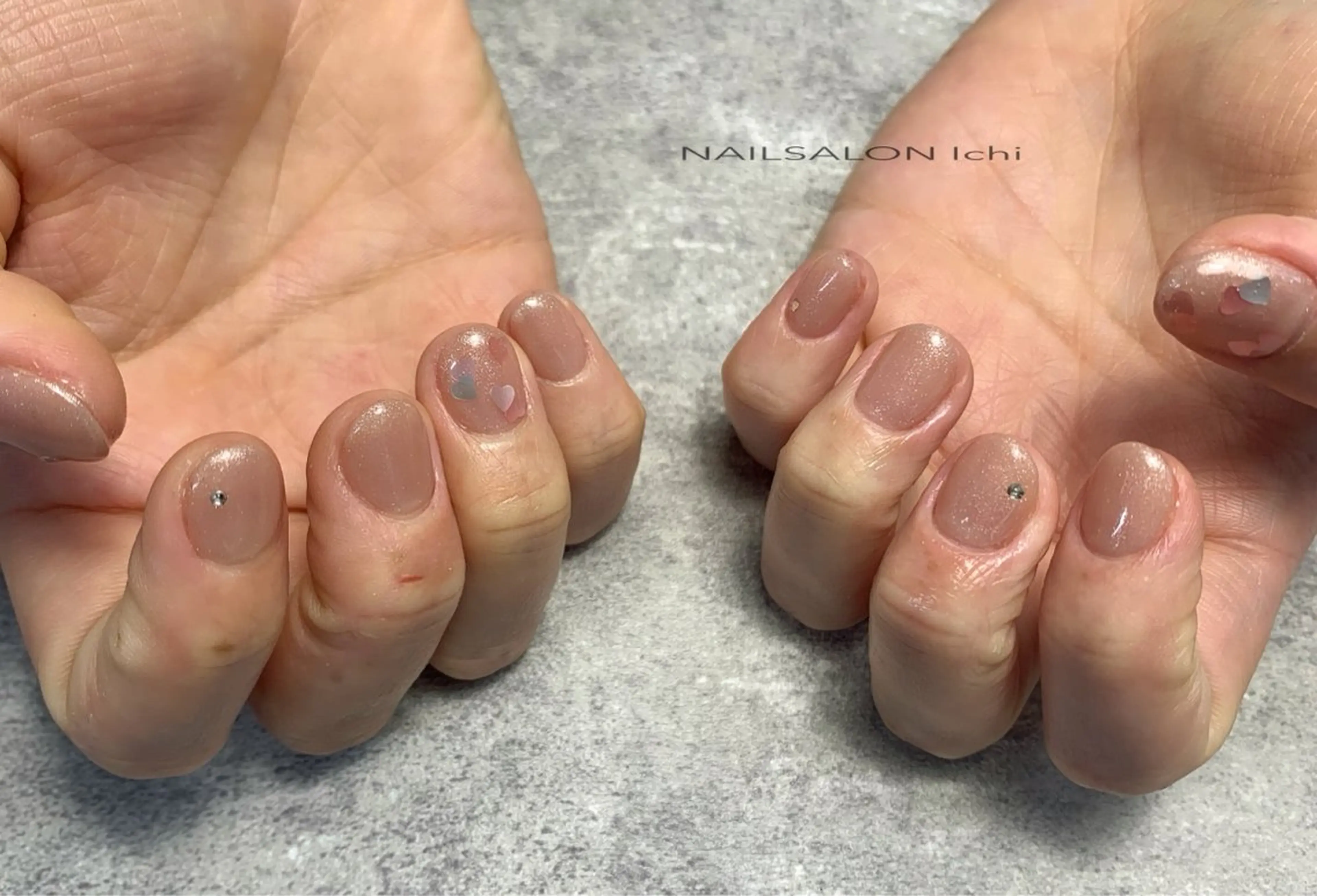 ネイル ストーンネイル ハンドネイル NAILSALON Ichiのネイルデザイン