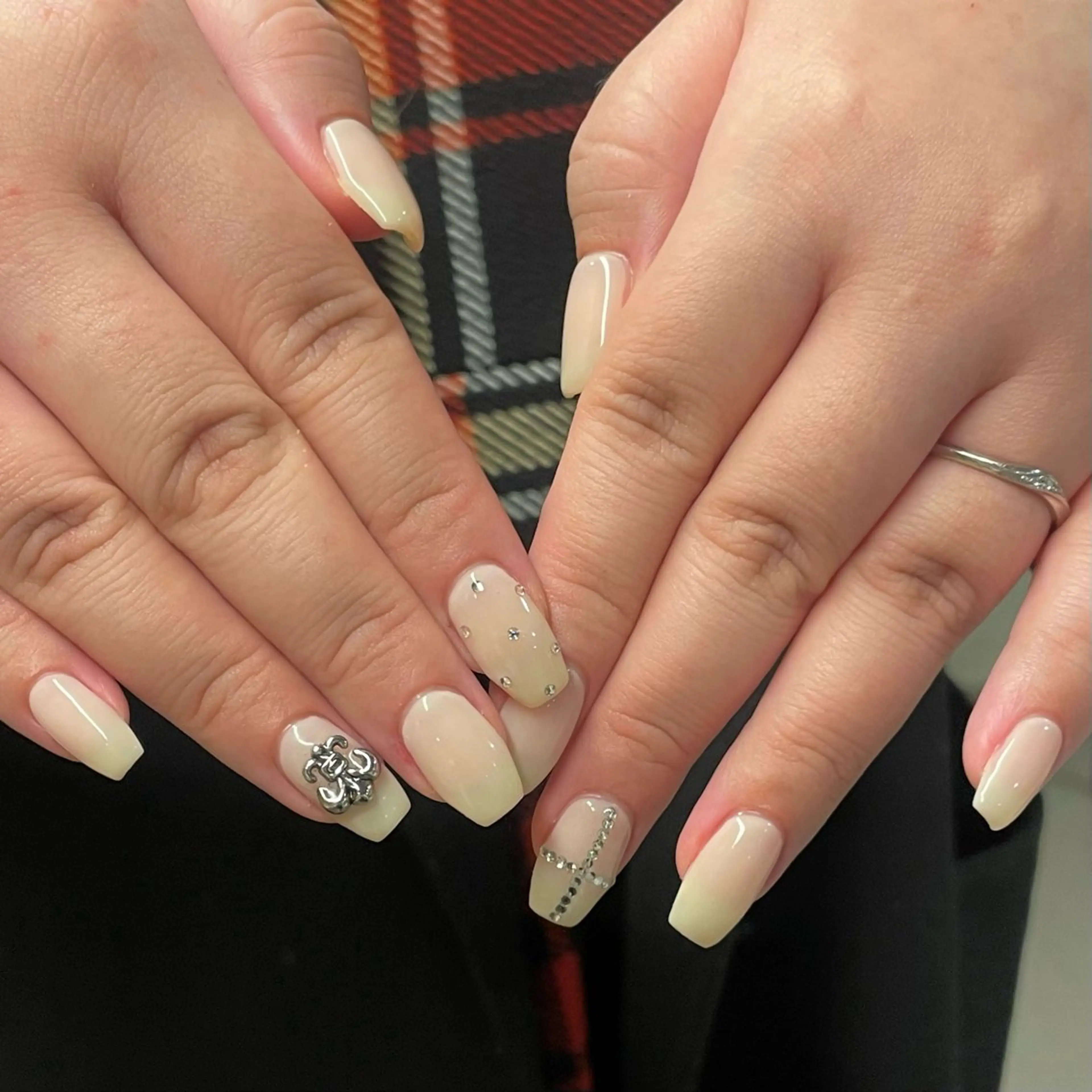 ネイル Lino U nanakaのネイルデザイン