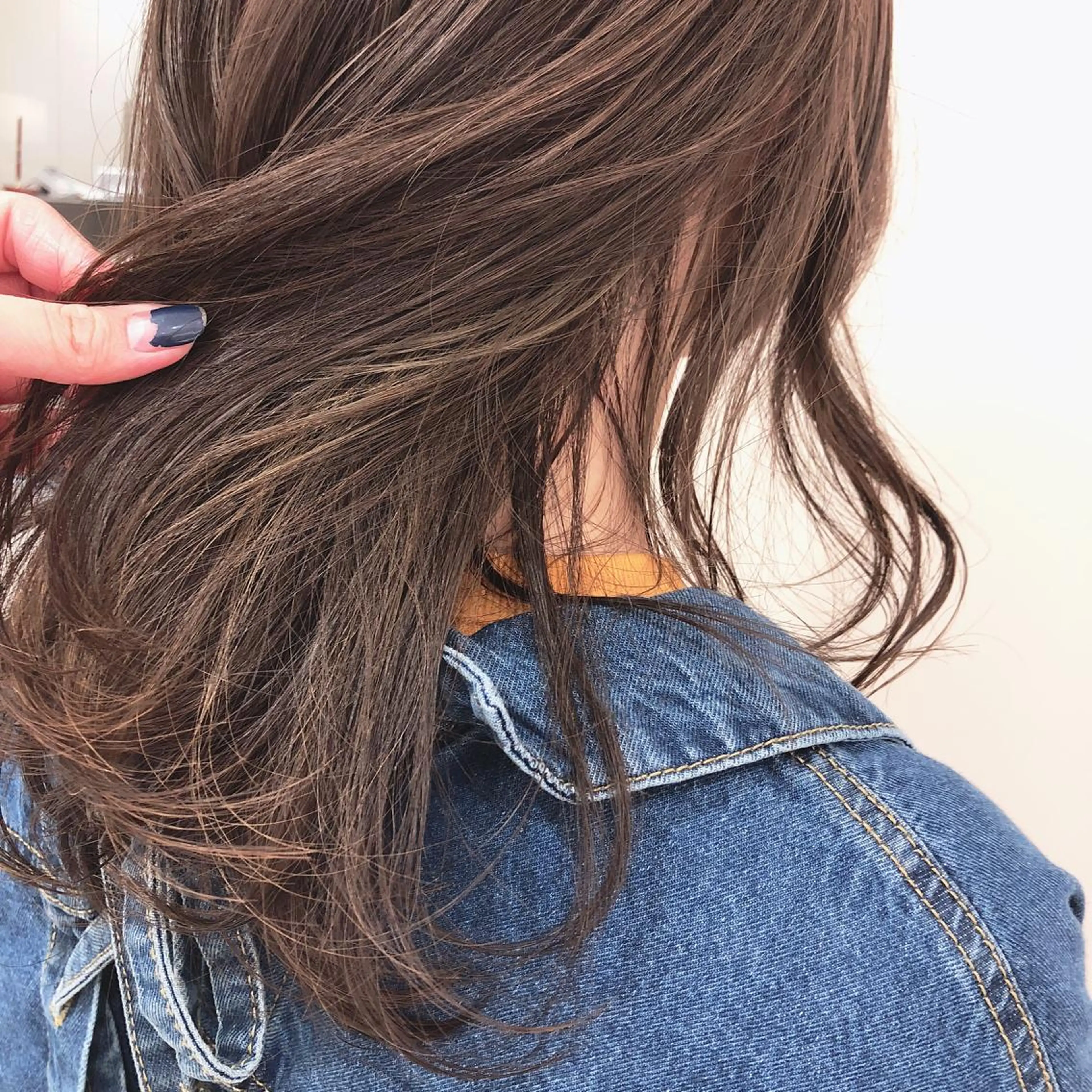 セミロング カラー cyan SANAMIのヘアスタイル