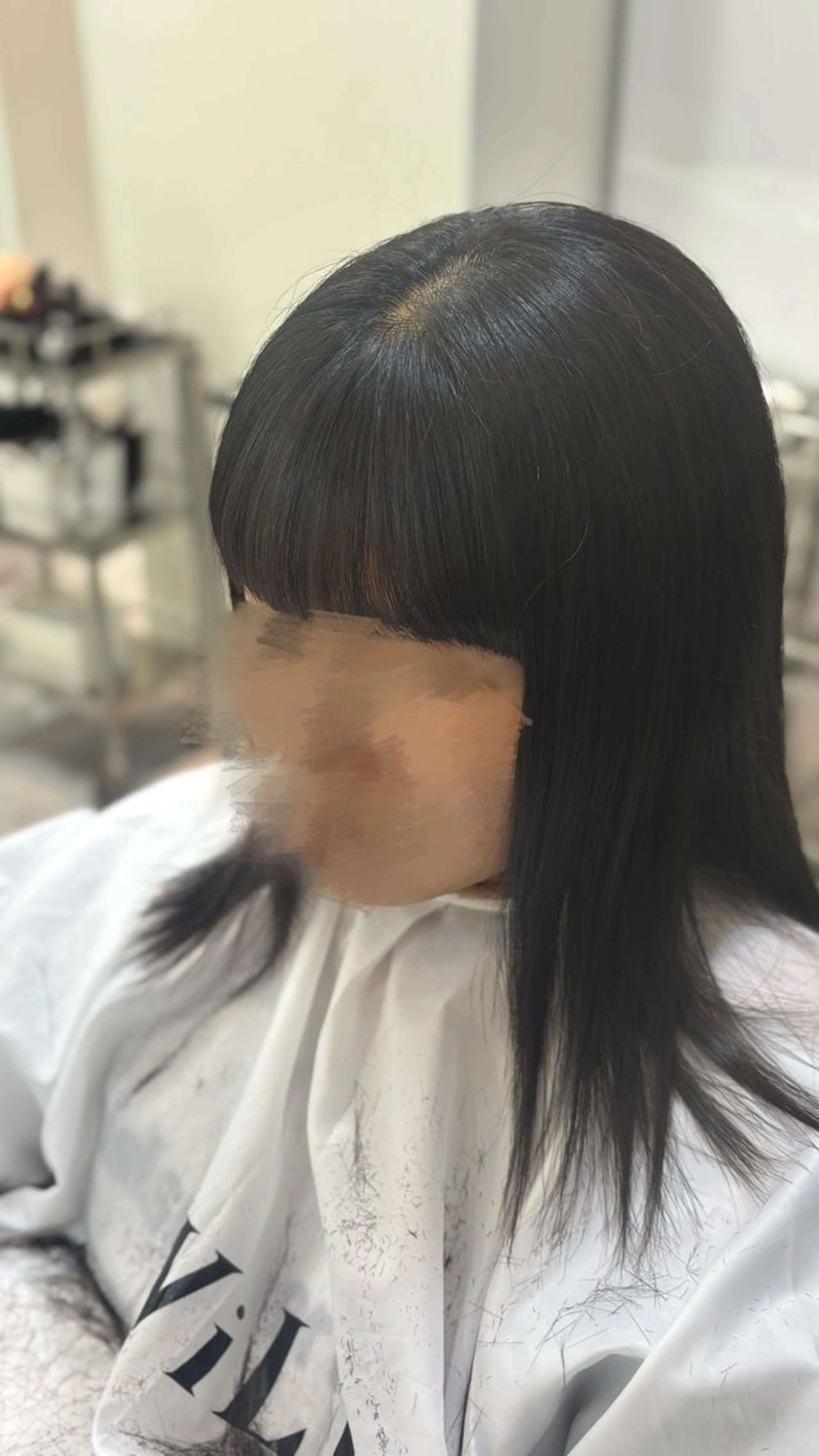 セミロング 笹尾 栞里のヘアスタイル