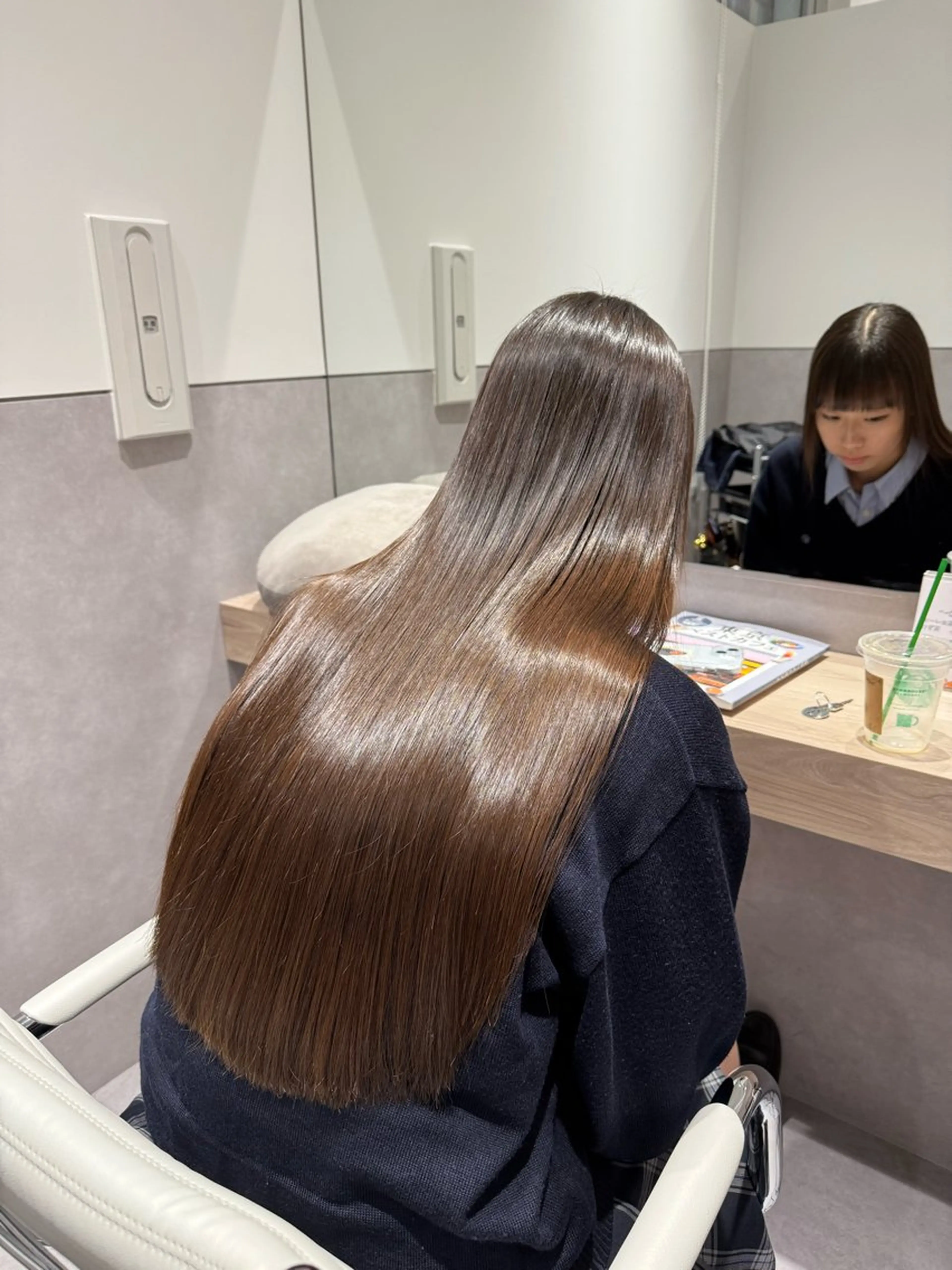 ロング パーマ ヘアアレンジ 髪質改善 縮毛矯正 トリートメント ストレートパーマ カット 縮毛矯正 トリートメント 縮毛矯正/髪質改善/ ブリーチ毛/木元渓太のヘアスタイル