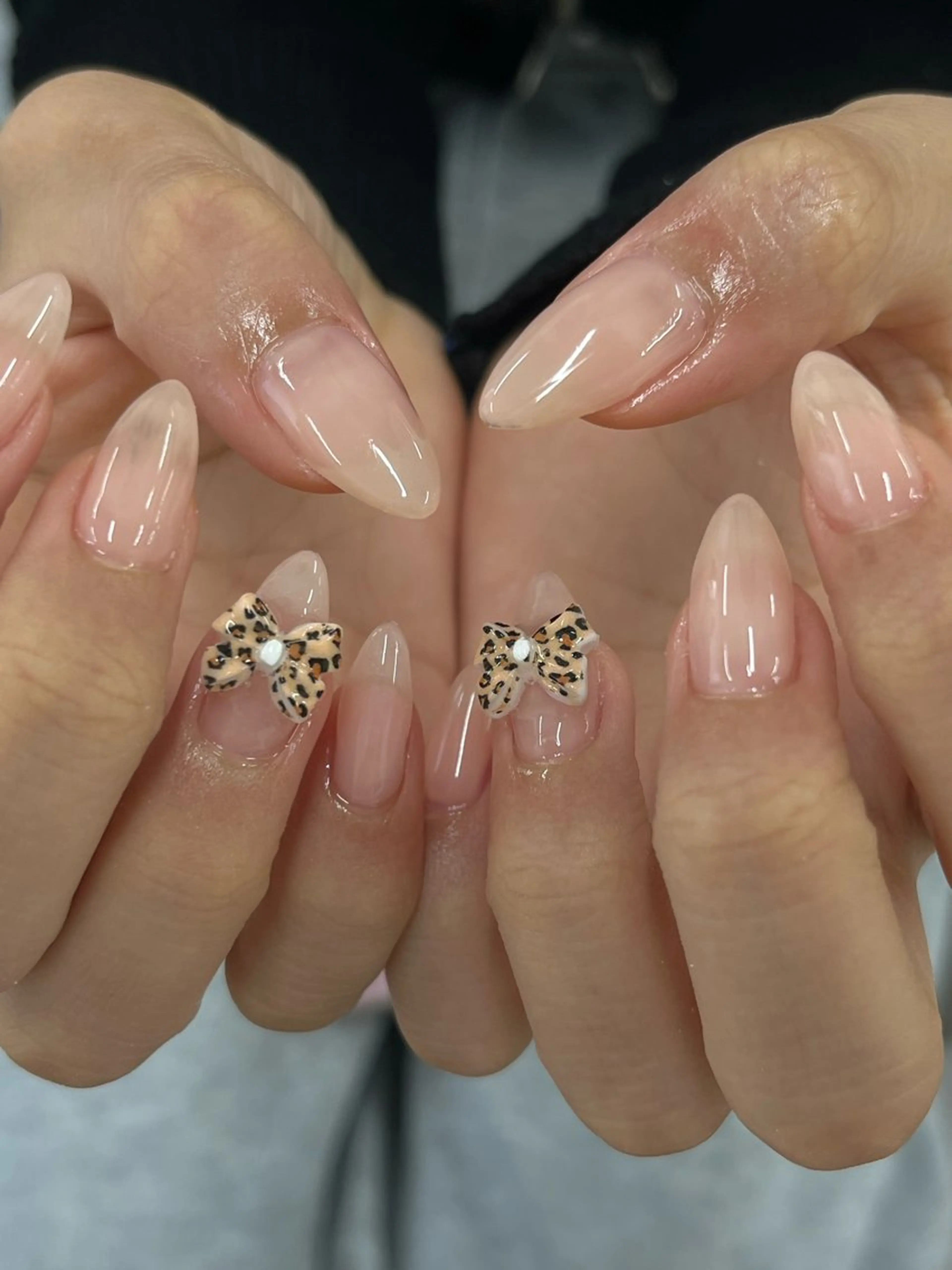 ネイル アニマル柄 ワンカラーネイル リボン ハンドネイル schon 🎀saraのネイルデザイン