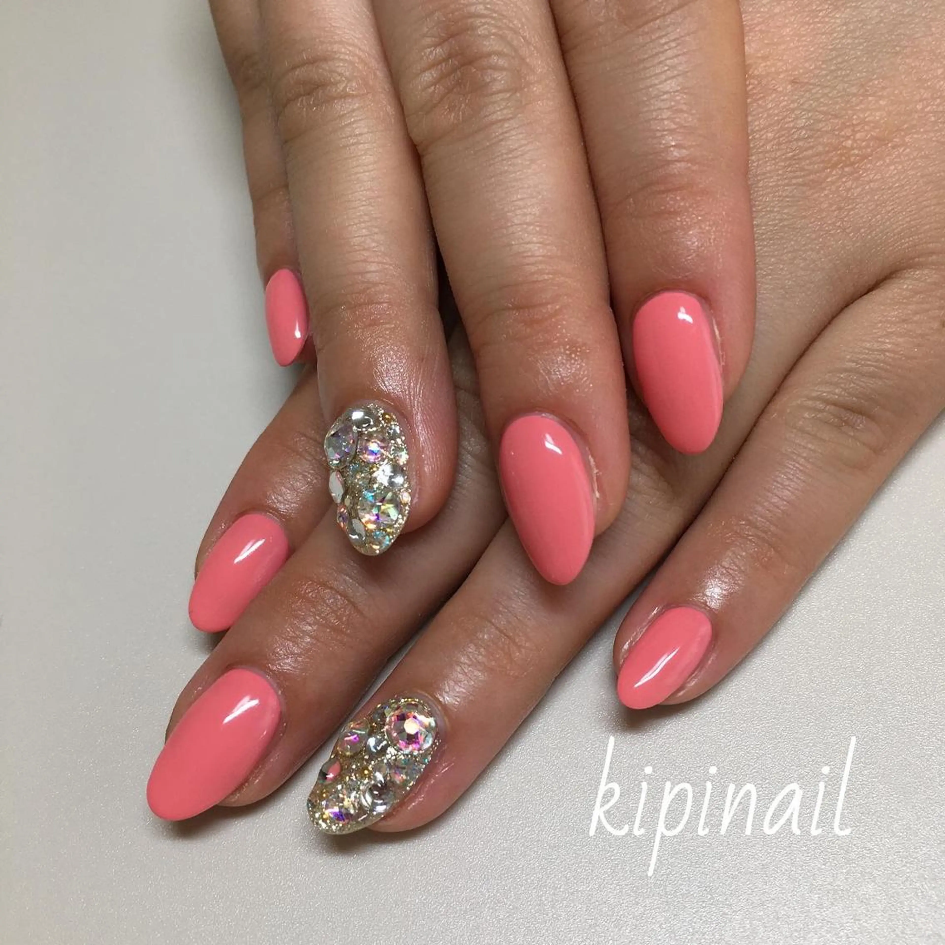 ネイル ワンカラーネイル ストーンネイル kipinail 川﨑えりかのネイルデザイン