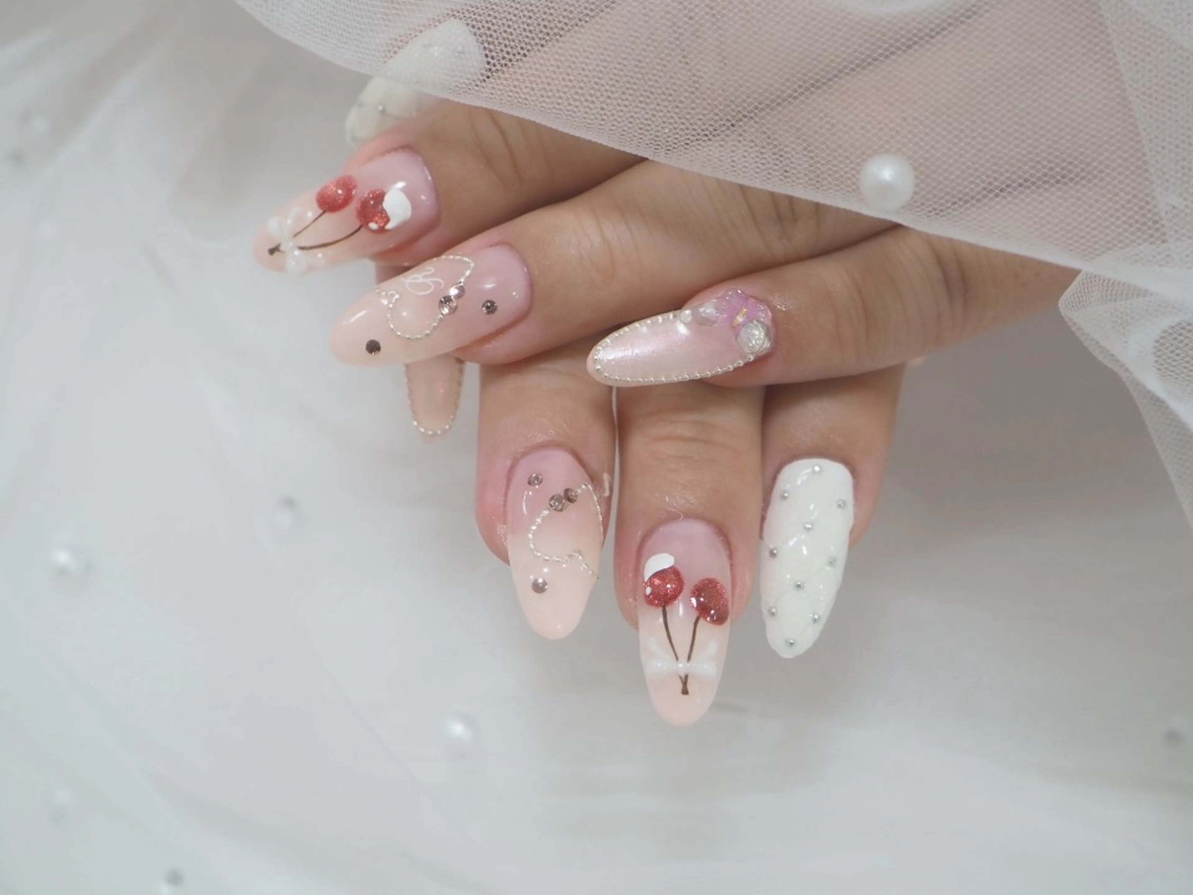 ネイル ハンドネイル 上田 佳那美のネイルデザイン