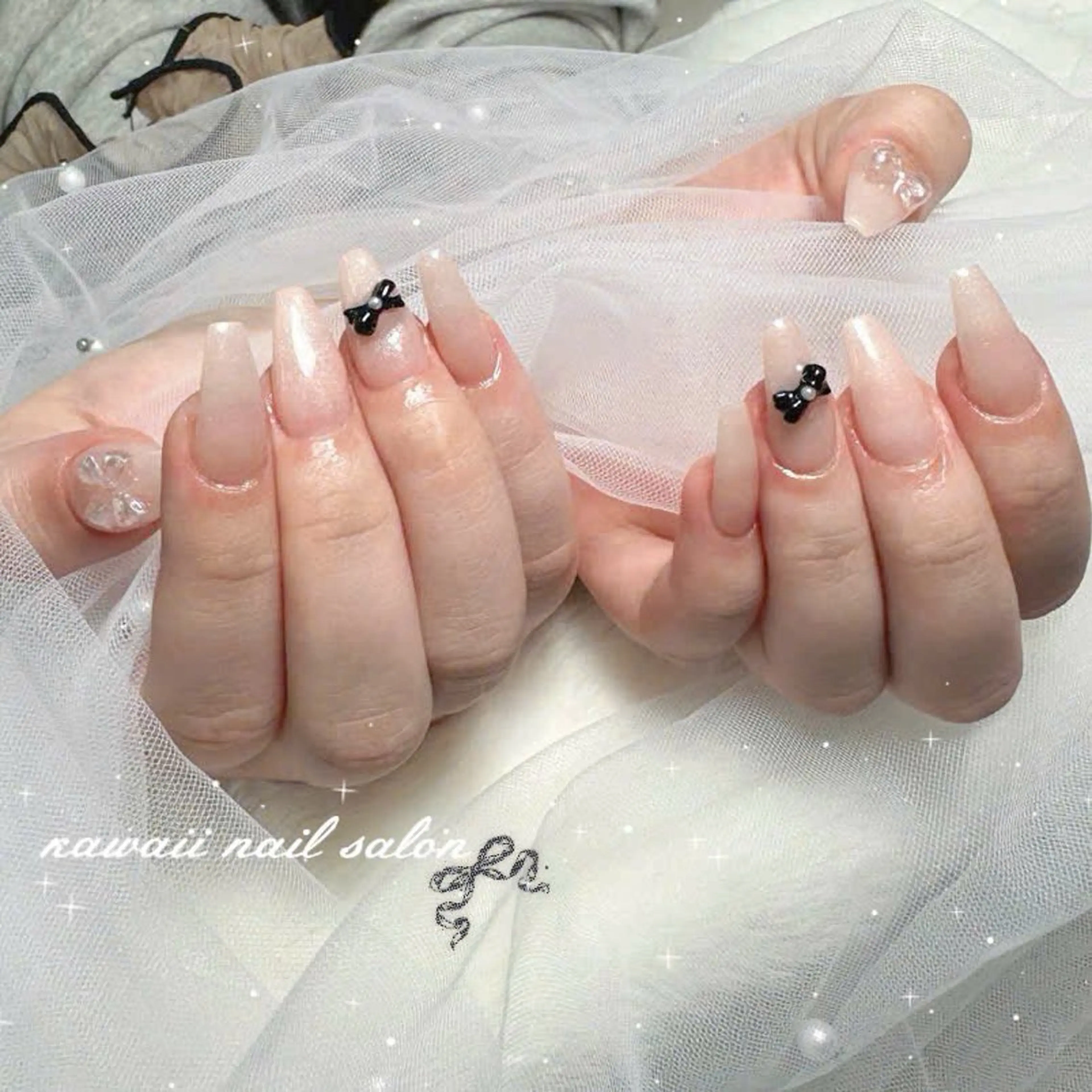 ネイル 長さ出し フラワーネイル キラキラネイル 韓国ネイル ロングネイル Kawaii _Nailのネイルデザイン