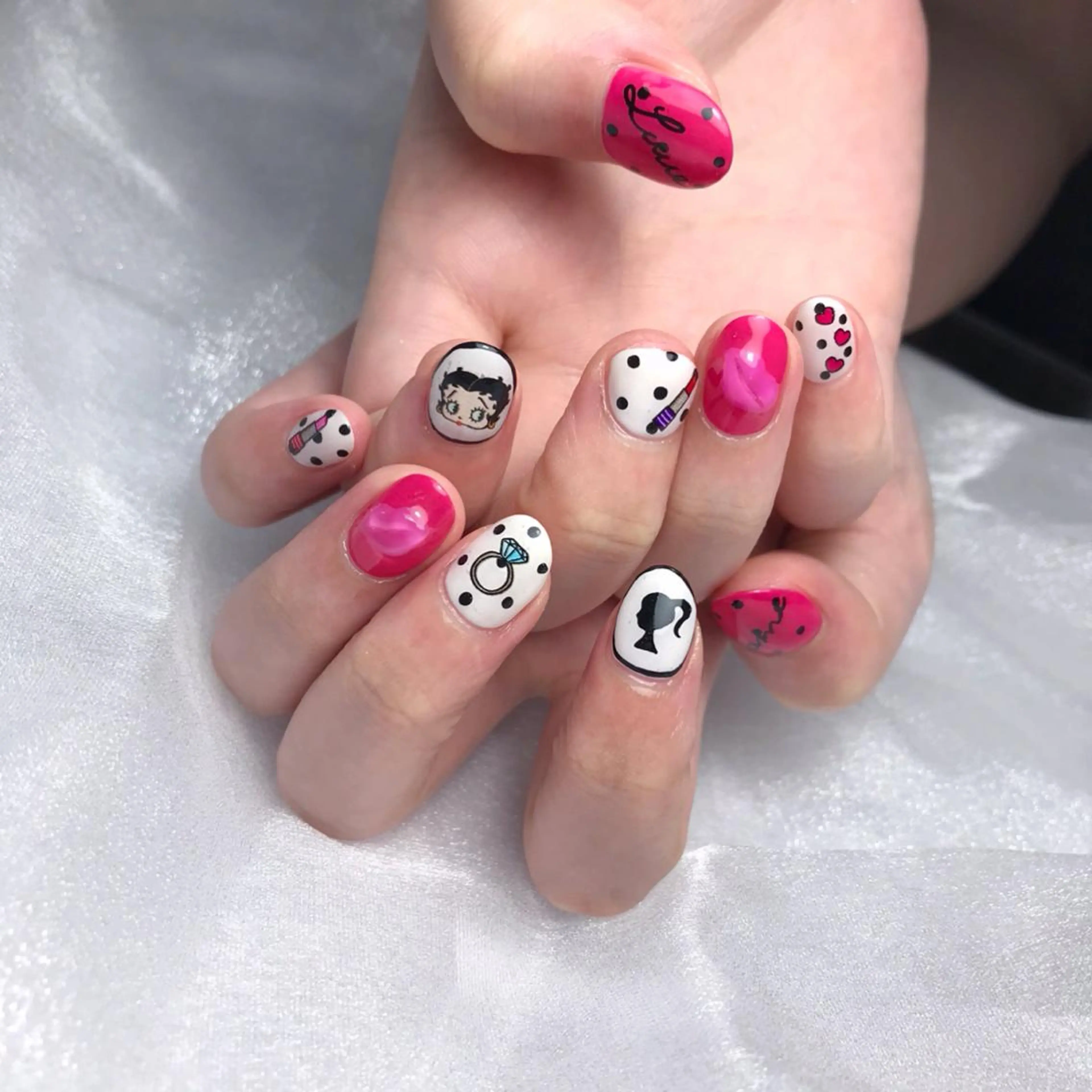 ネイル ハンドネイル 💅chainail _aiのネイルデザイン