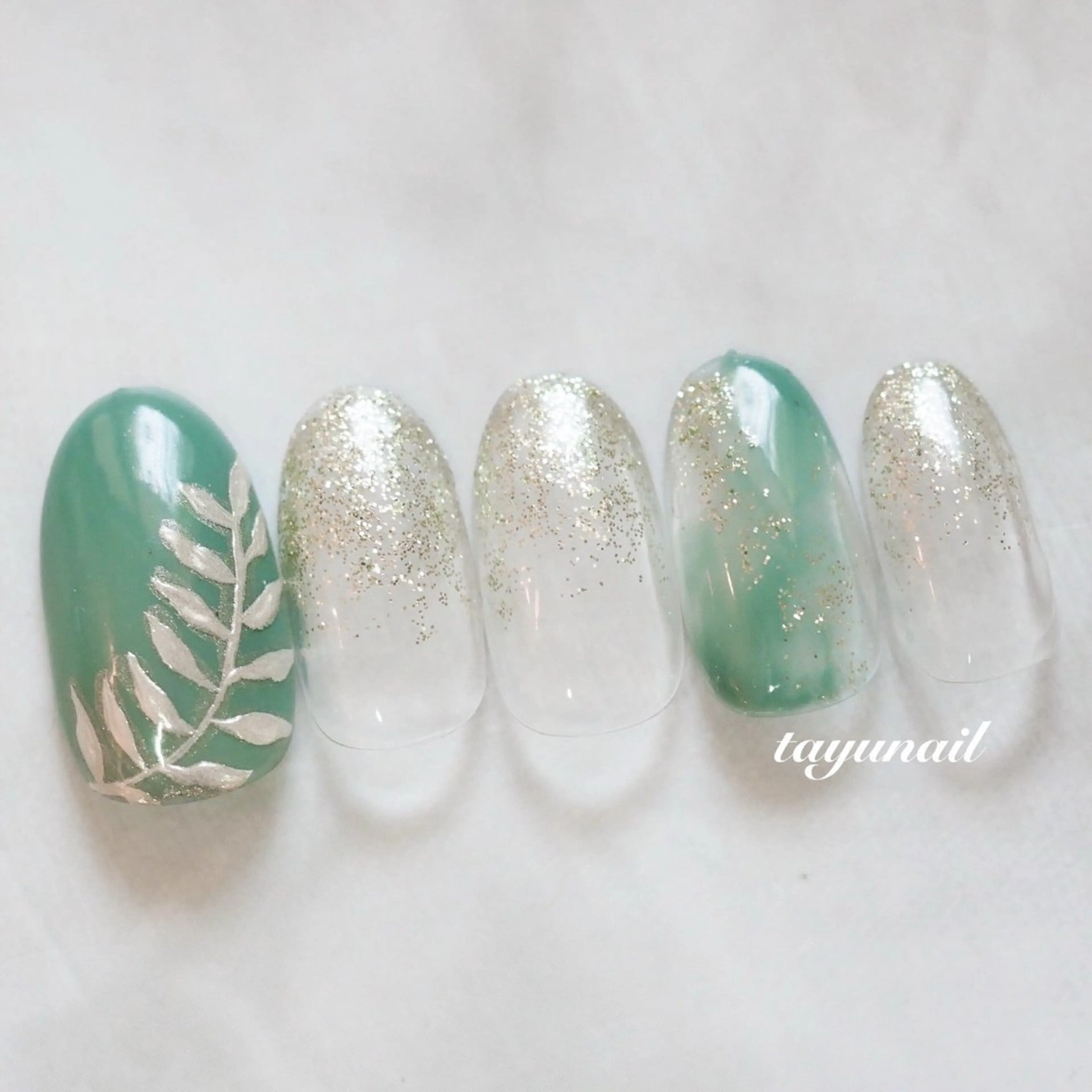 ネイル アートネイル ジェルネイル ニュアンスネイル パラジェル 夏ネイル ネイルサロン 【たゆnail】のネイルデザイン