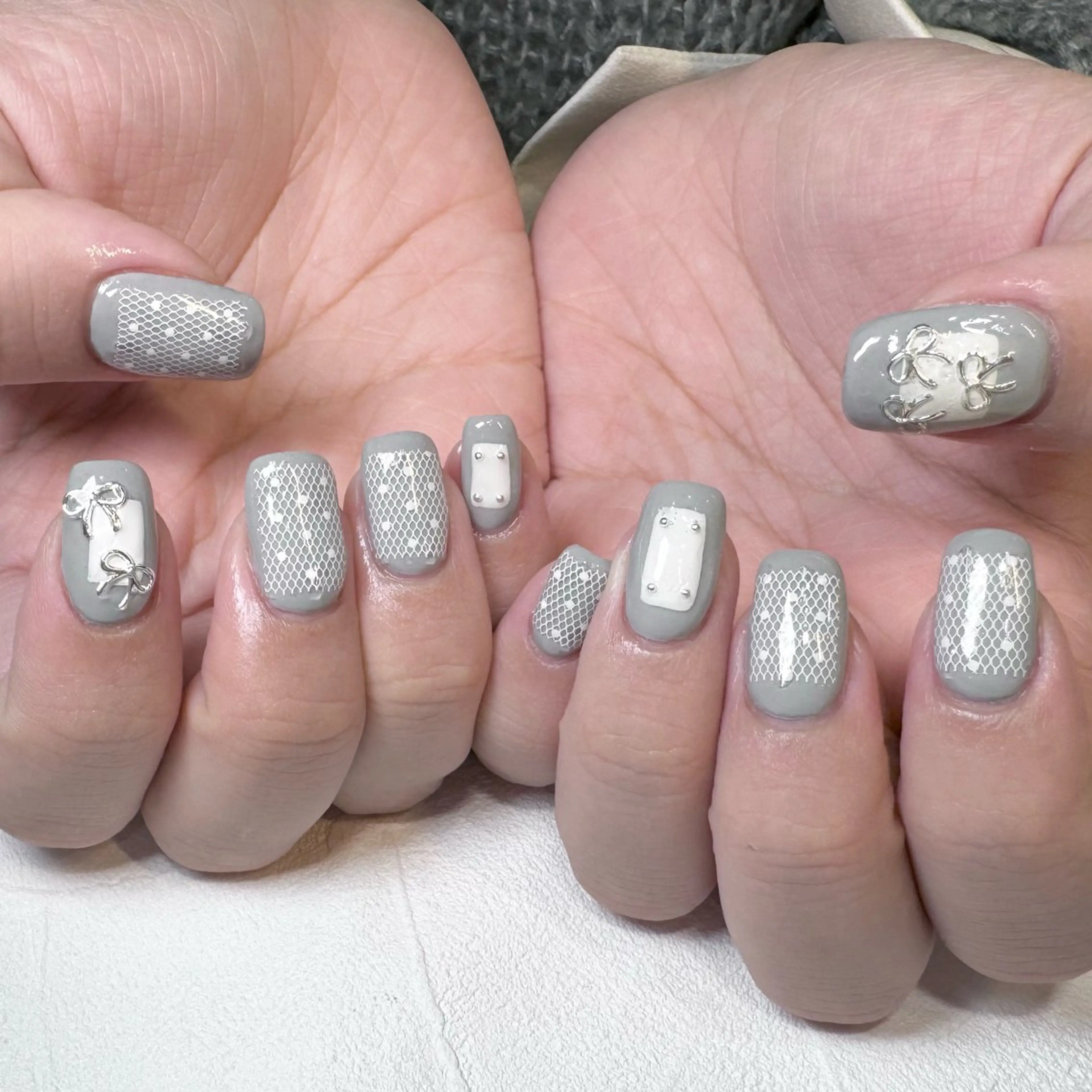 ネイル 持ち込み ハンドネイル RIEKO🍒 ワンホン♡推しネイルのネイルデザイン