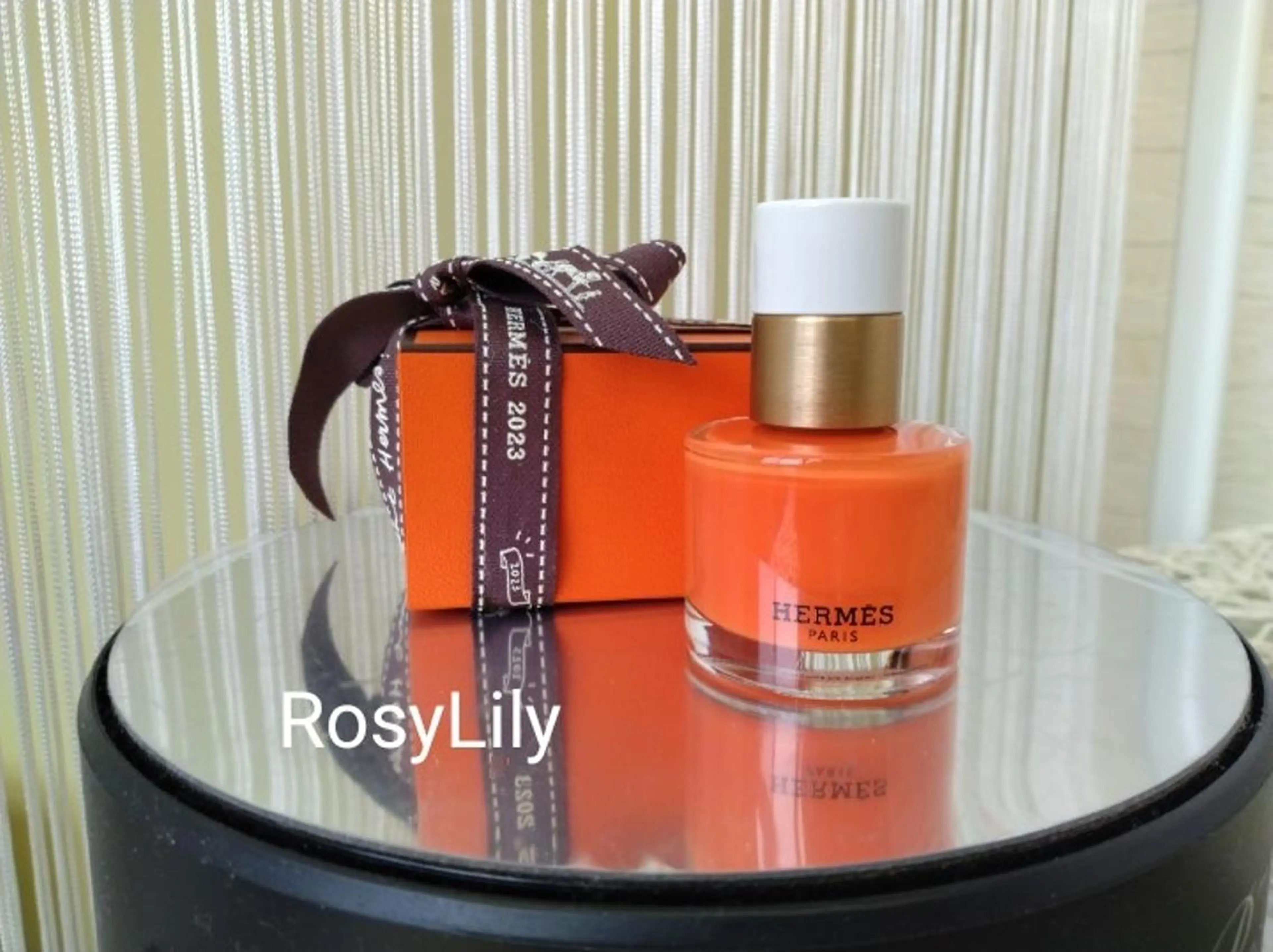 ネイル オレンジ プライベートサロン Rosy Lilyのネイルデザイン