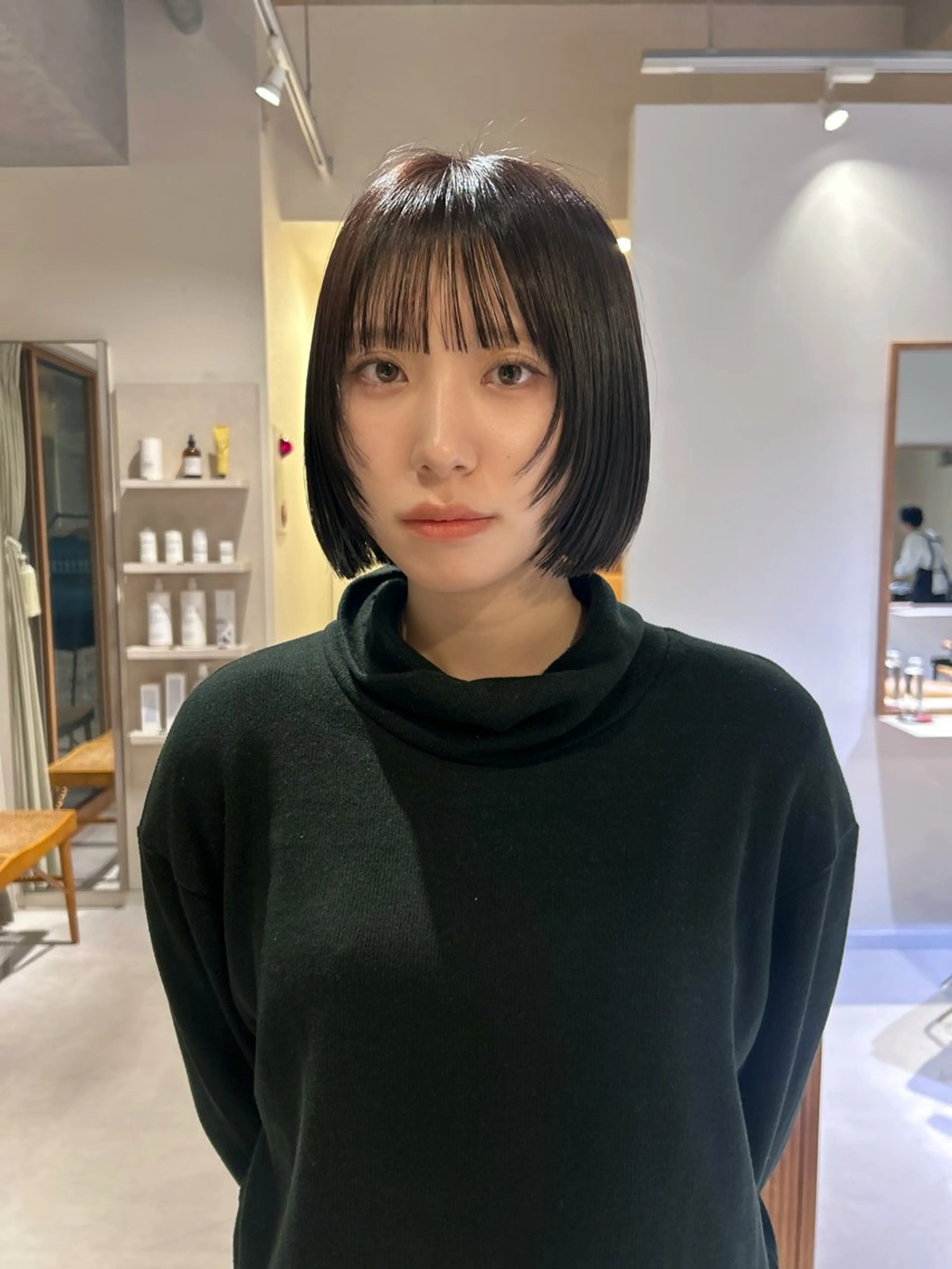 ショート ボブ 顔周りカット レイヤーカット カット ヘアカラー トリートメント レイヤーカット/ツヤ 縮毛矯正/アチワのヘアスタイル