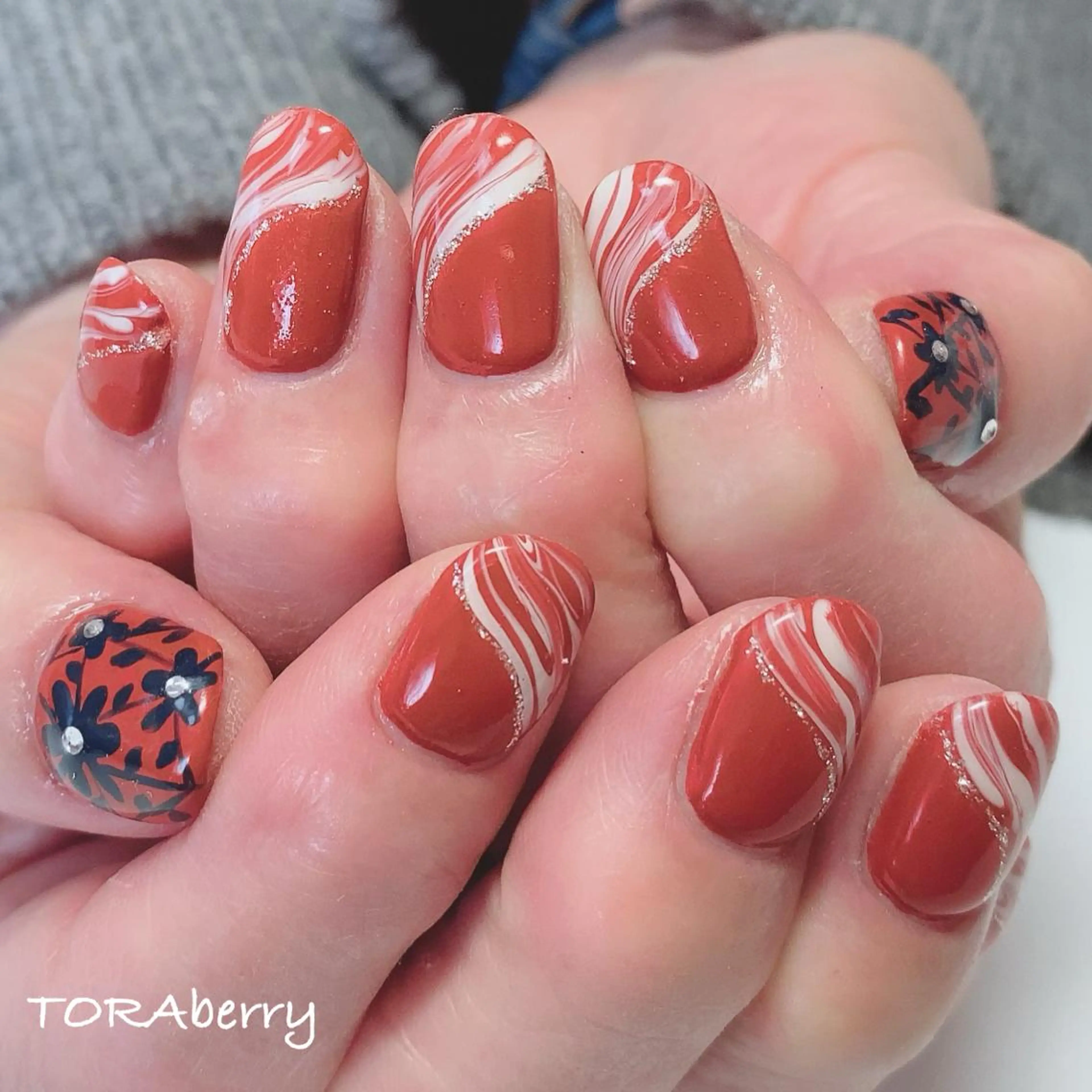 ネイル ハンドネイル ネイリスト なつみのネイルデザイン