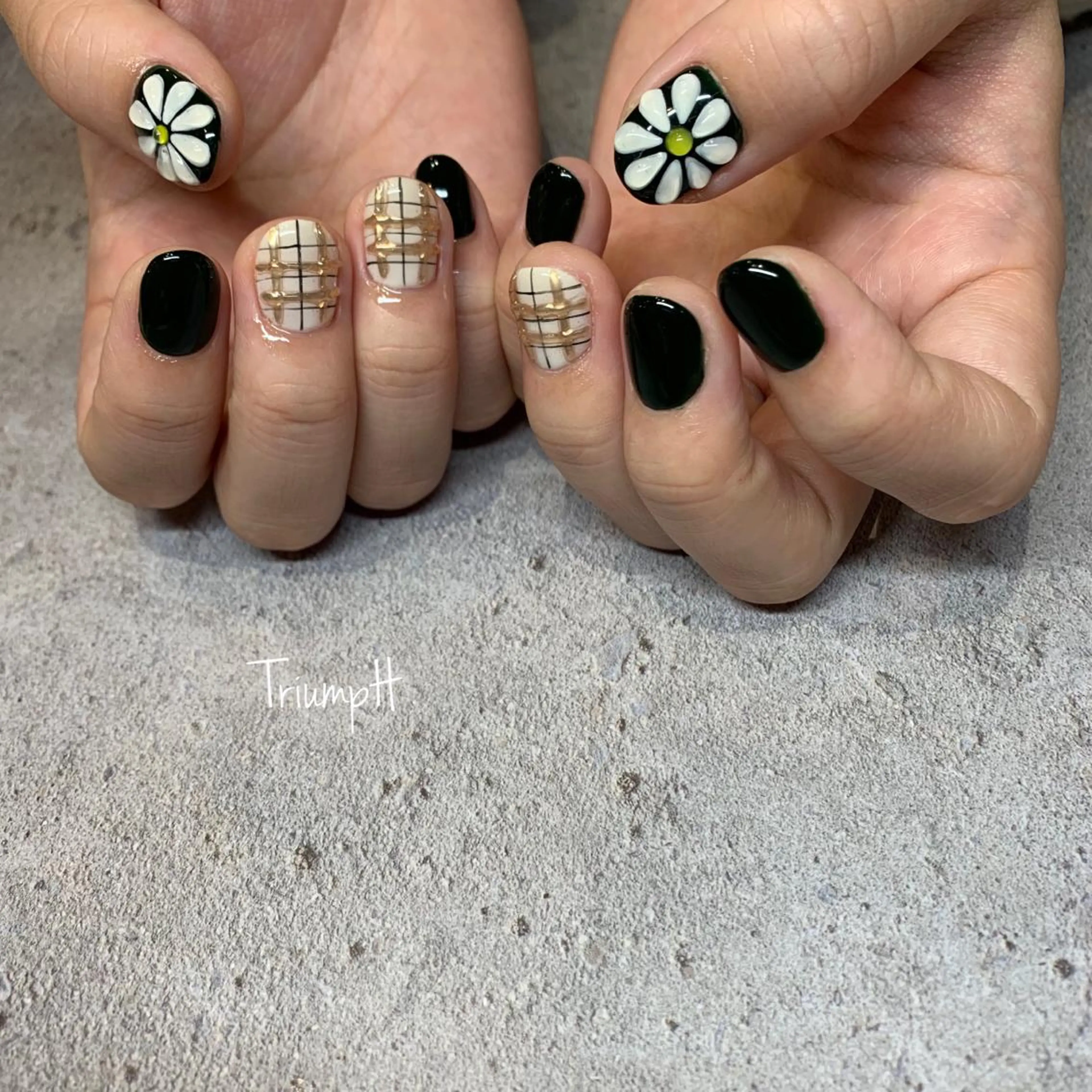 ネイル Natsuko 🪼のネイルデザイン