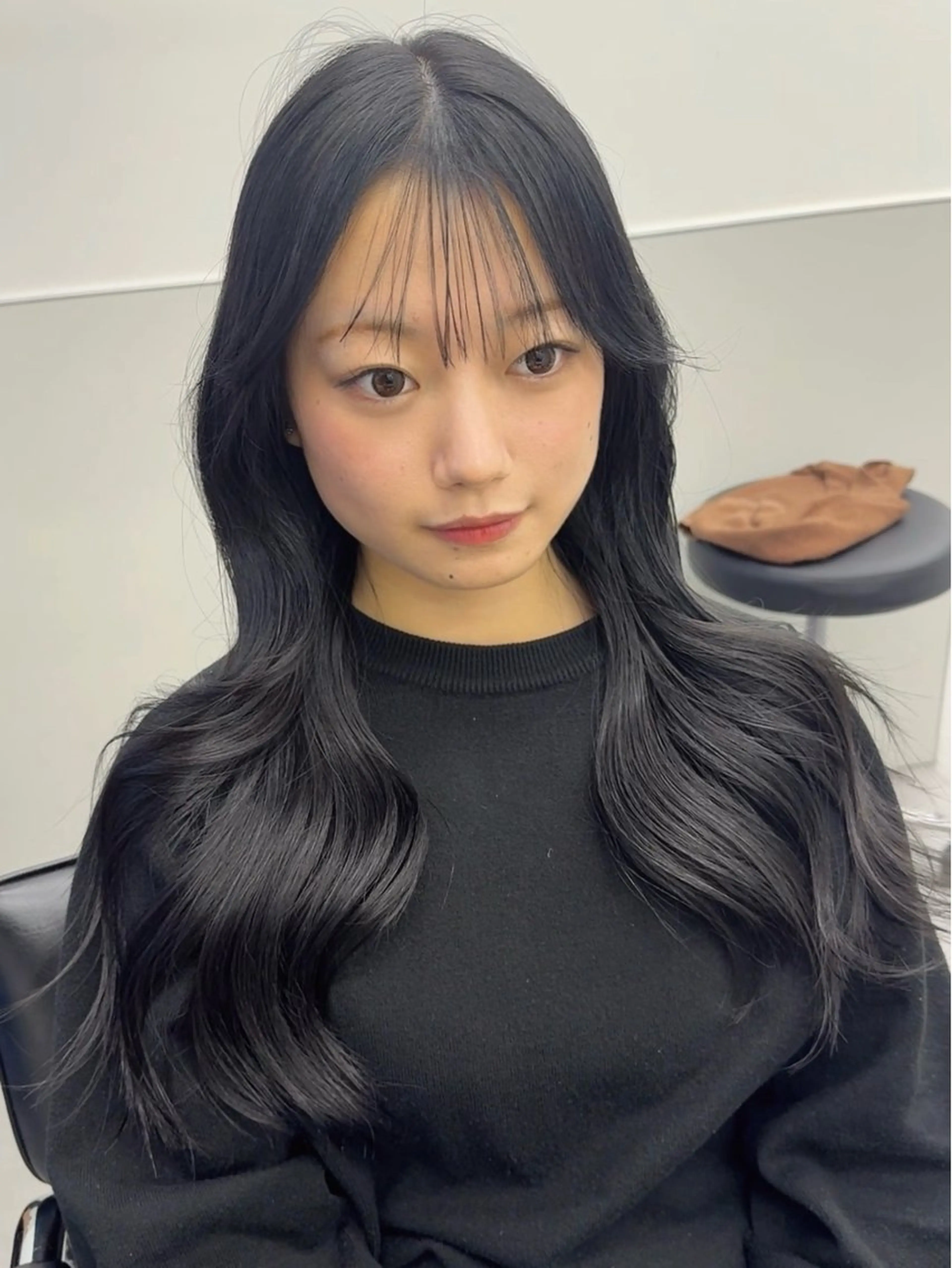 ロング カラー 黒髪 ブルーカラー ブルーブラック レイヤーカット カット ヘアカラー トリートメント 韓国ヘア🇰🇷 スズキのヘアスタイル