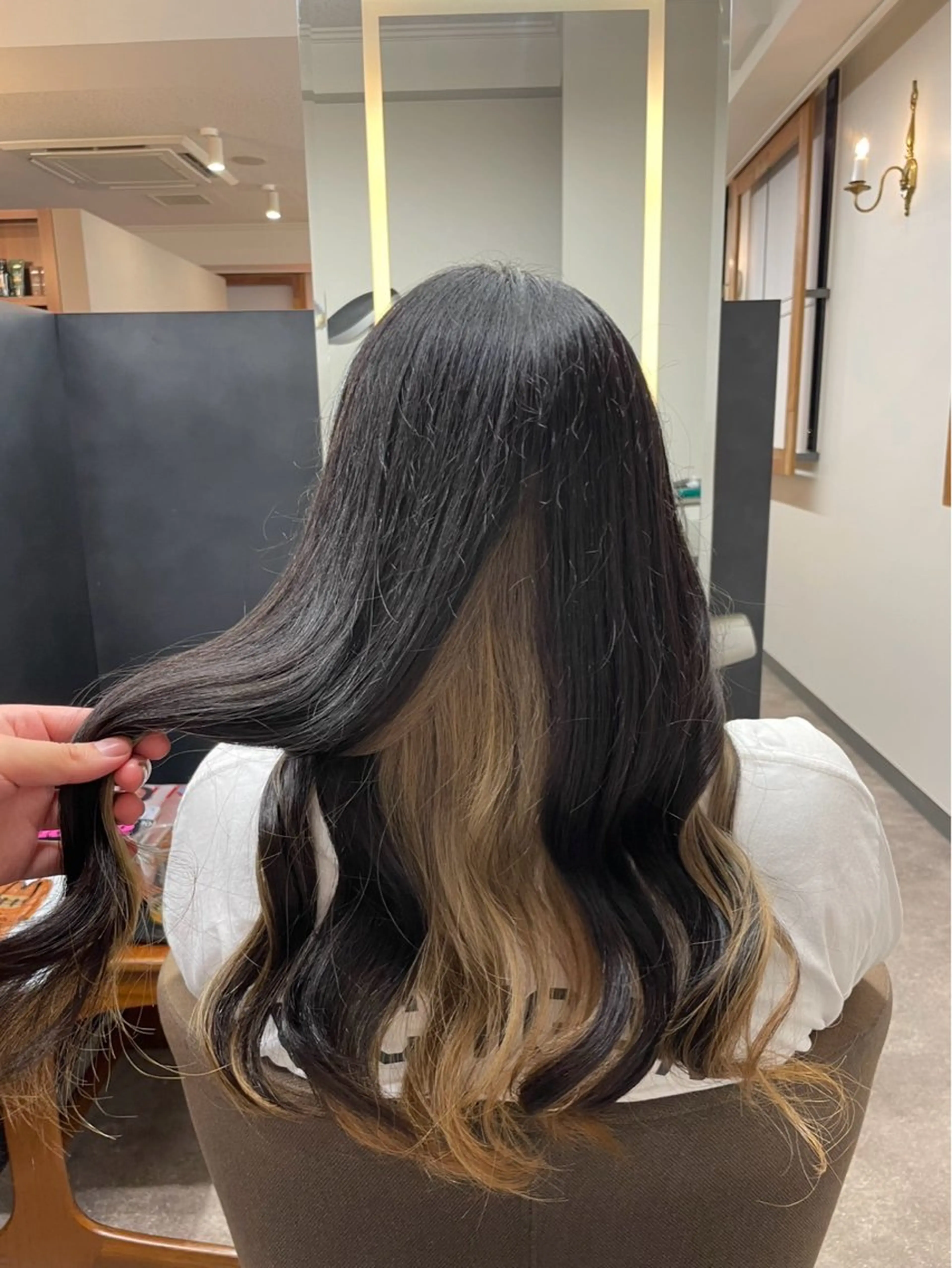 ロング ヘアカラー ❄️透明感カラー / ハイトーン❄️WAOのヘアスタイル