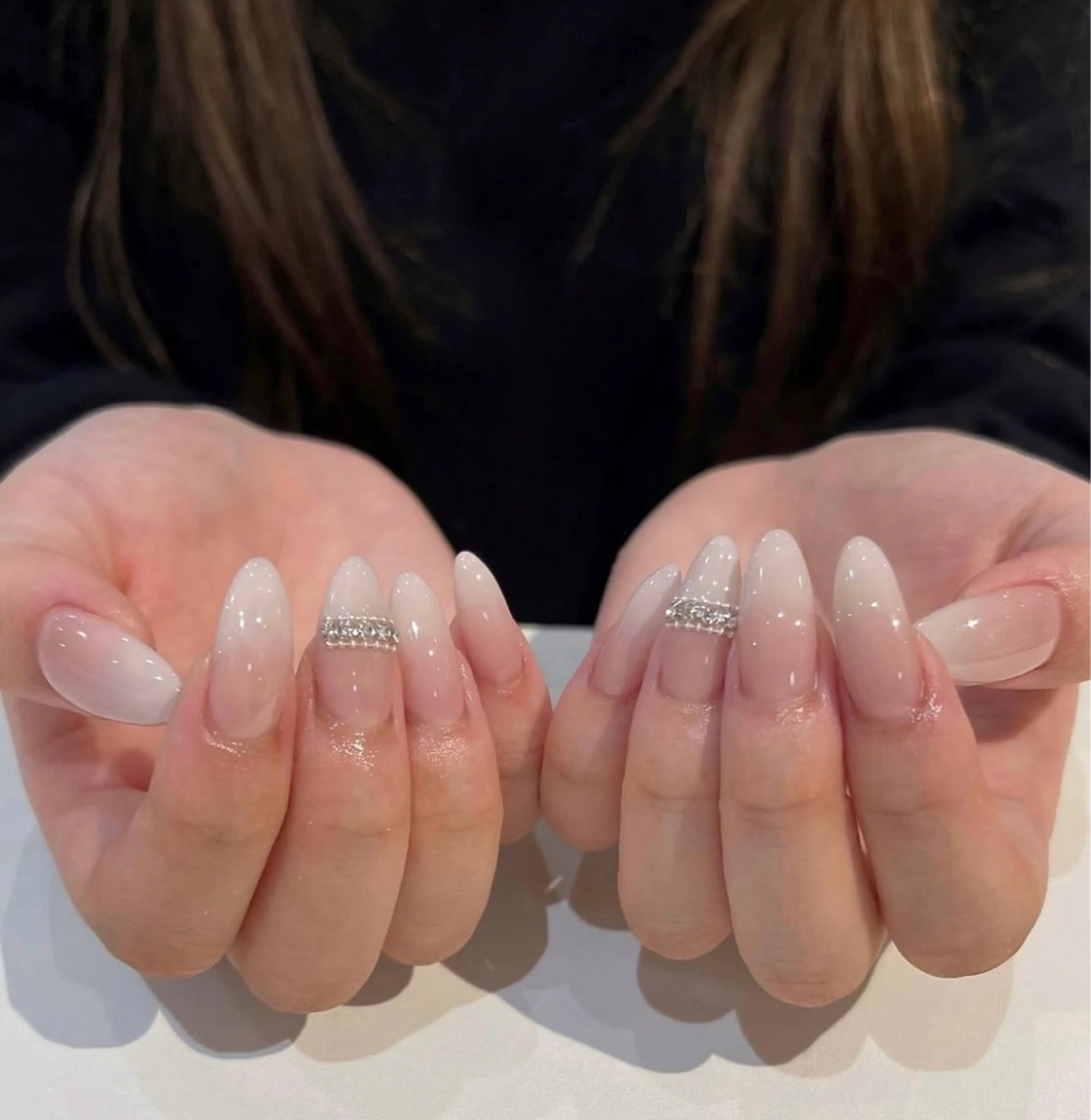 ネイル ブルー フレンチネイル ハンドネイル BERA NAILSのネイルデザイン