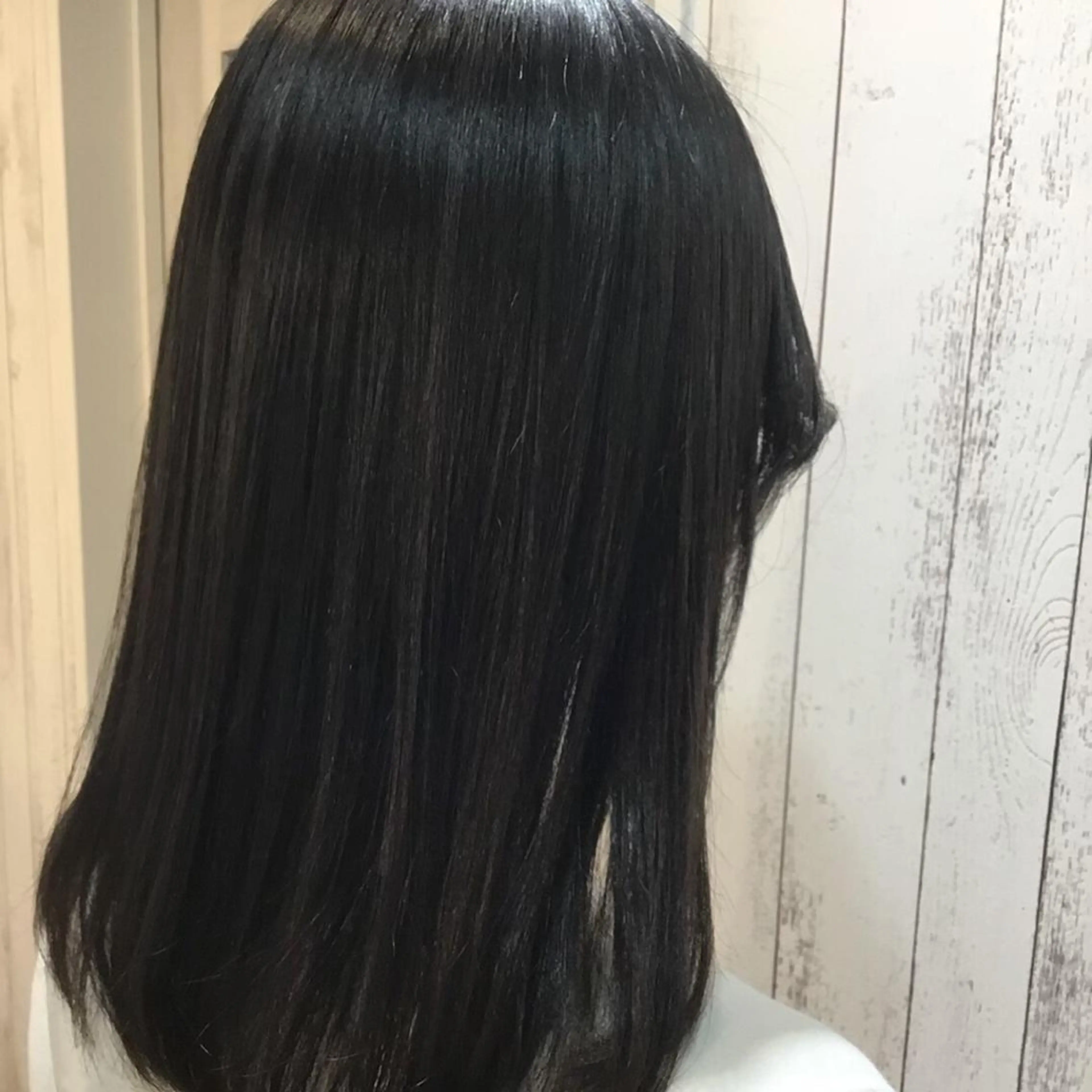 セミロング カラー パーマ 金崎 新吾のヘアスタイル