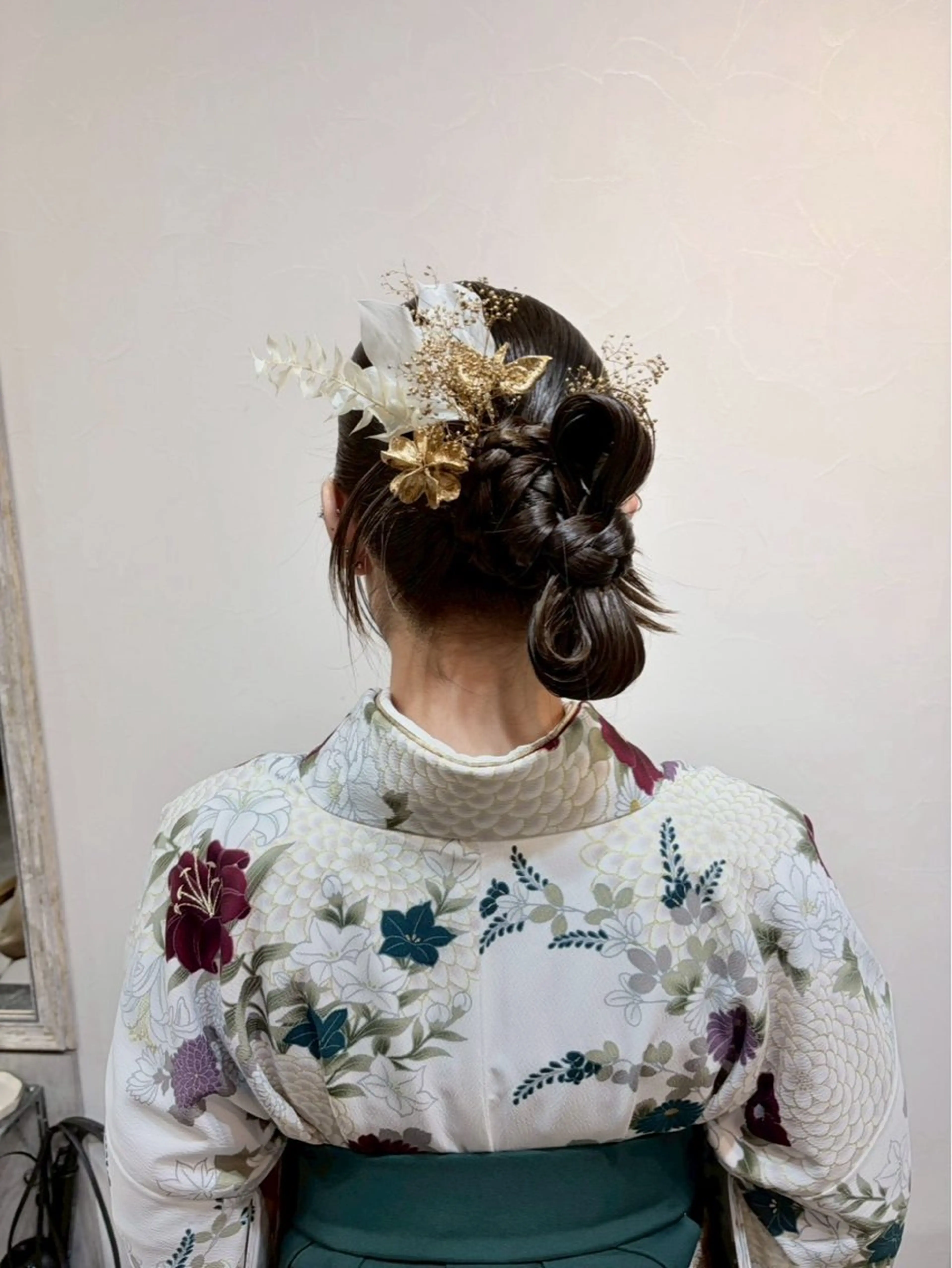 ロング ヘアアレンジ カット ヘアカラー パーマ 縮毛矯正 トリートメント ヘッドスパ ヘアセット 福西晃希 【艶髪・髪質改善】のヘアスタイル