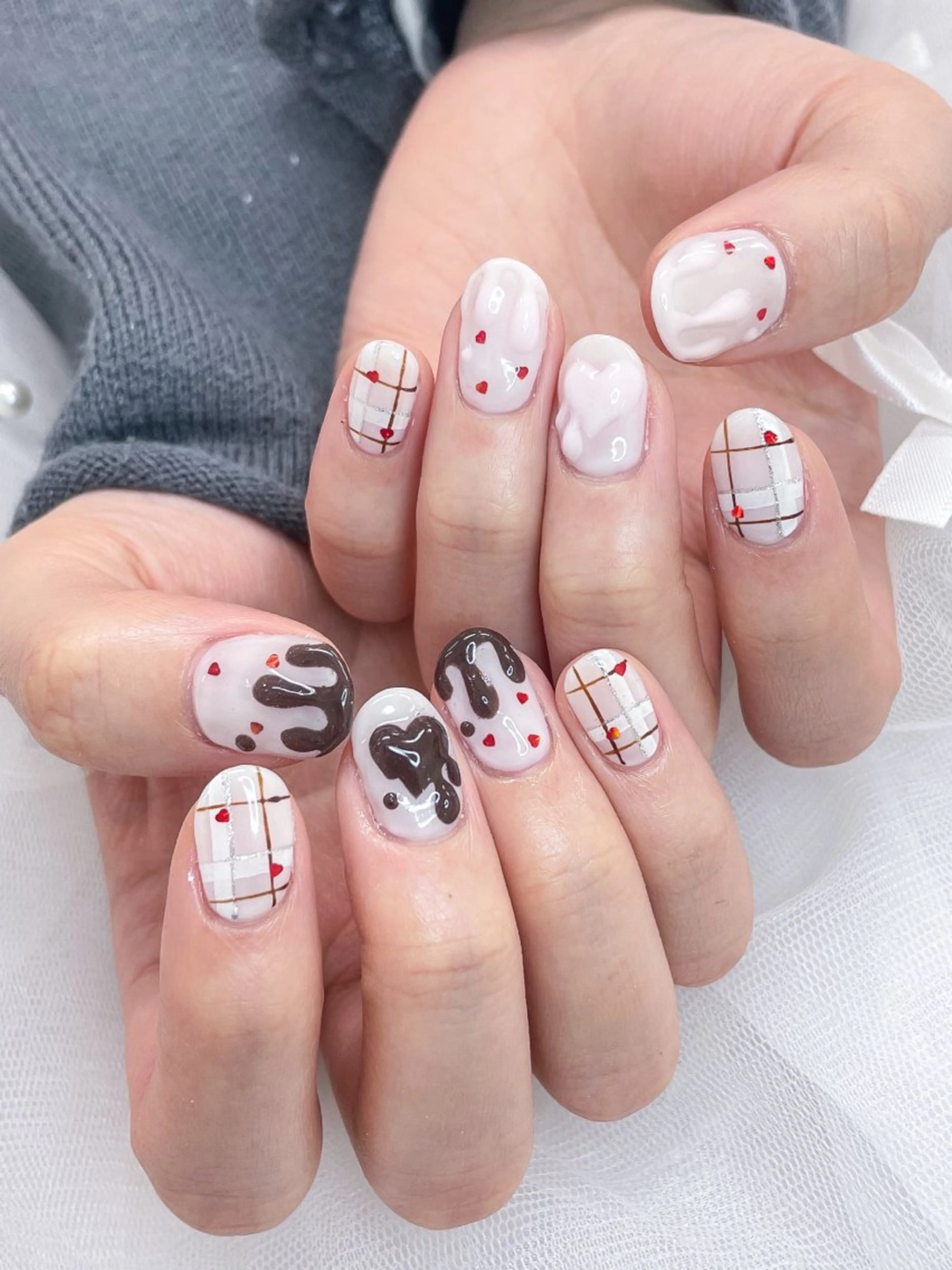 ネイル バレンタイン 五十嵐 美智のネイルデザイン