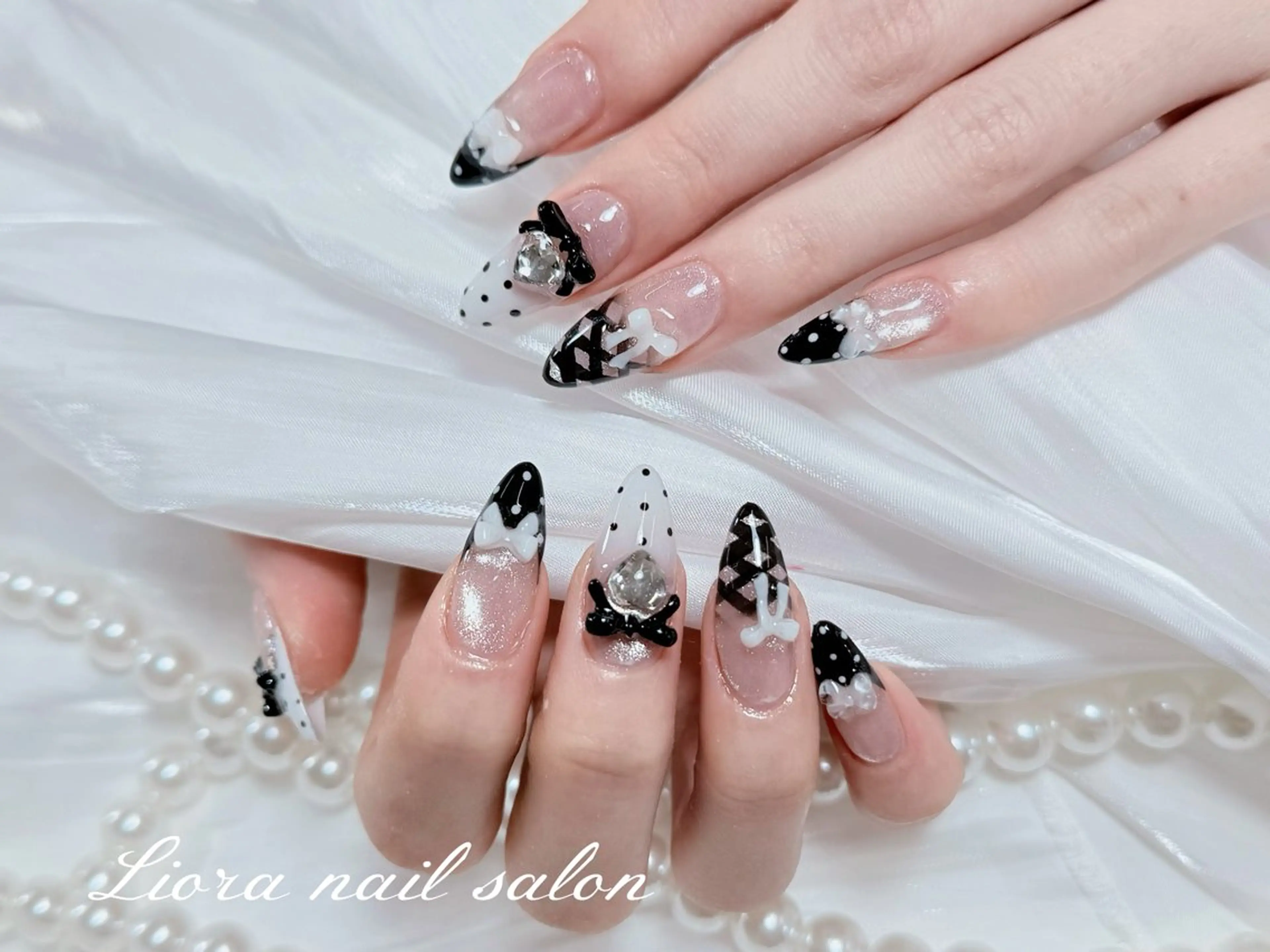 ネイル チークネイル フットネイル フレンチネイル ジェルネイル ガーリー ハンドネイル Liora nail スカルプ専門店のネイルデザイン