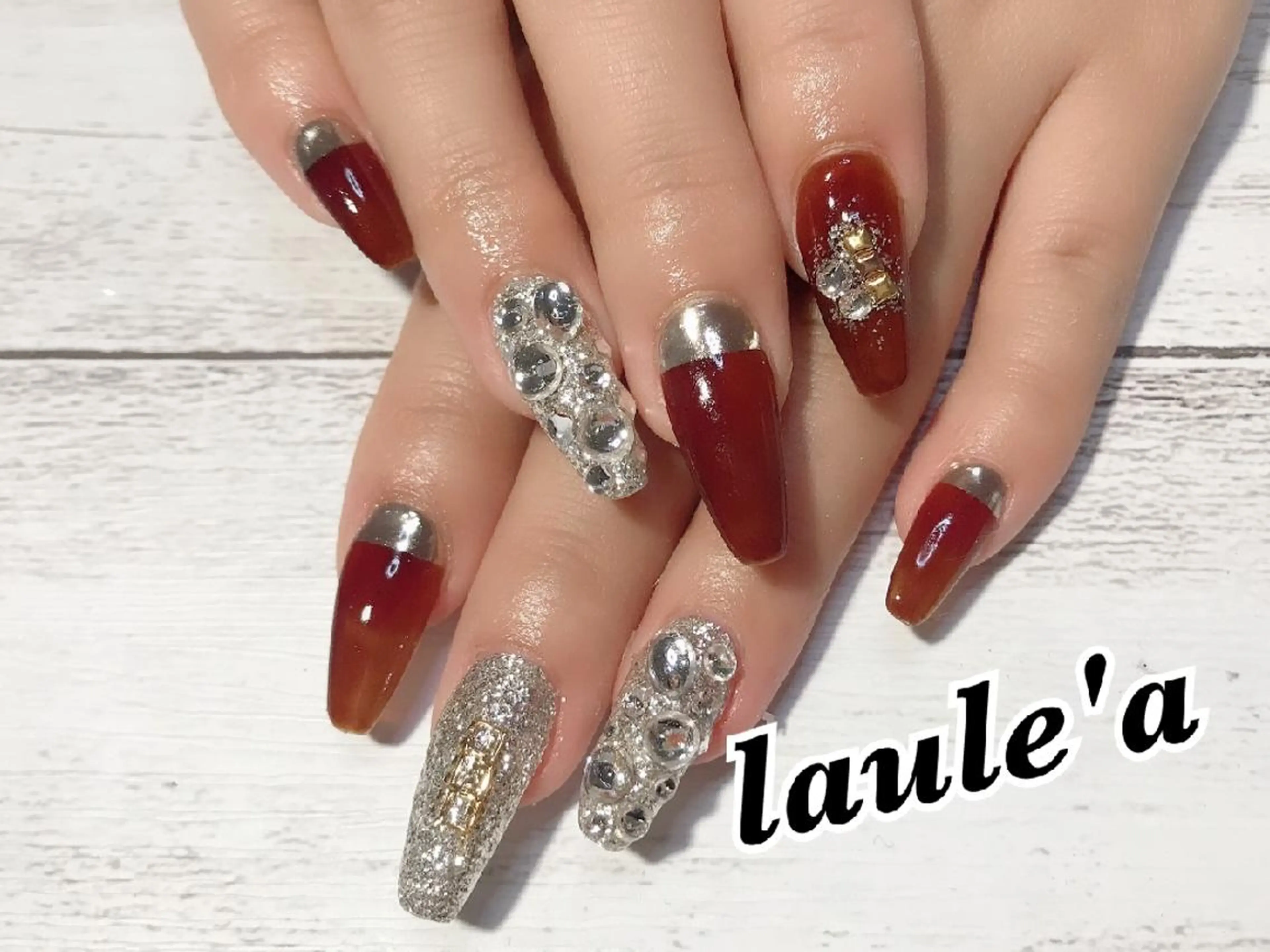 ネイル Rグループ felizのネイルデザイン