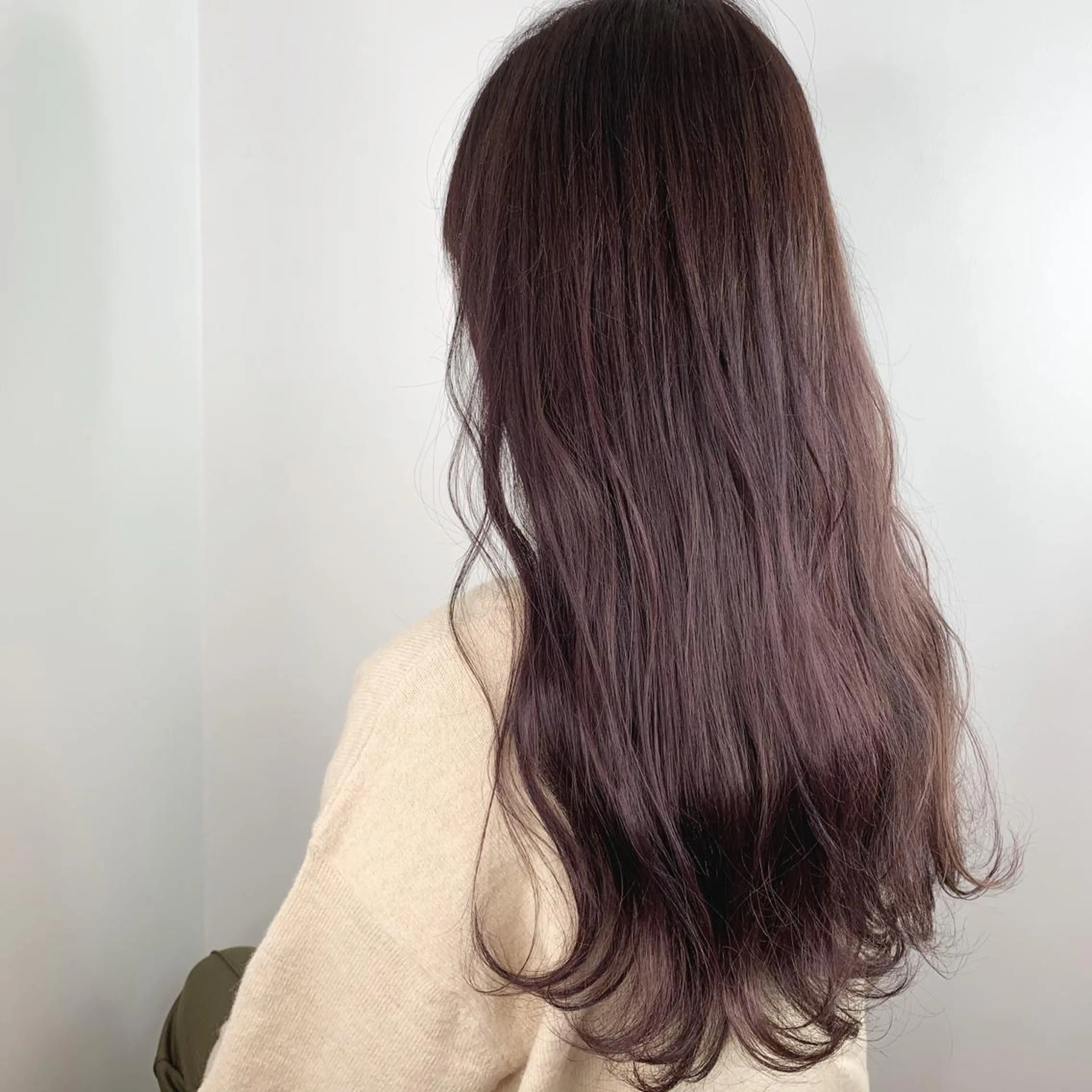 ロング ヘアカラー トリートメント 【White京橋】 岸　拓斗のヘアスタイル