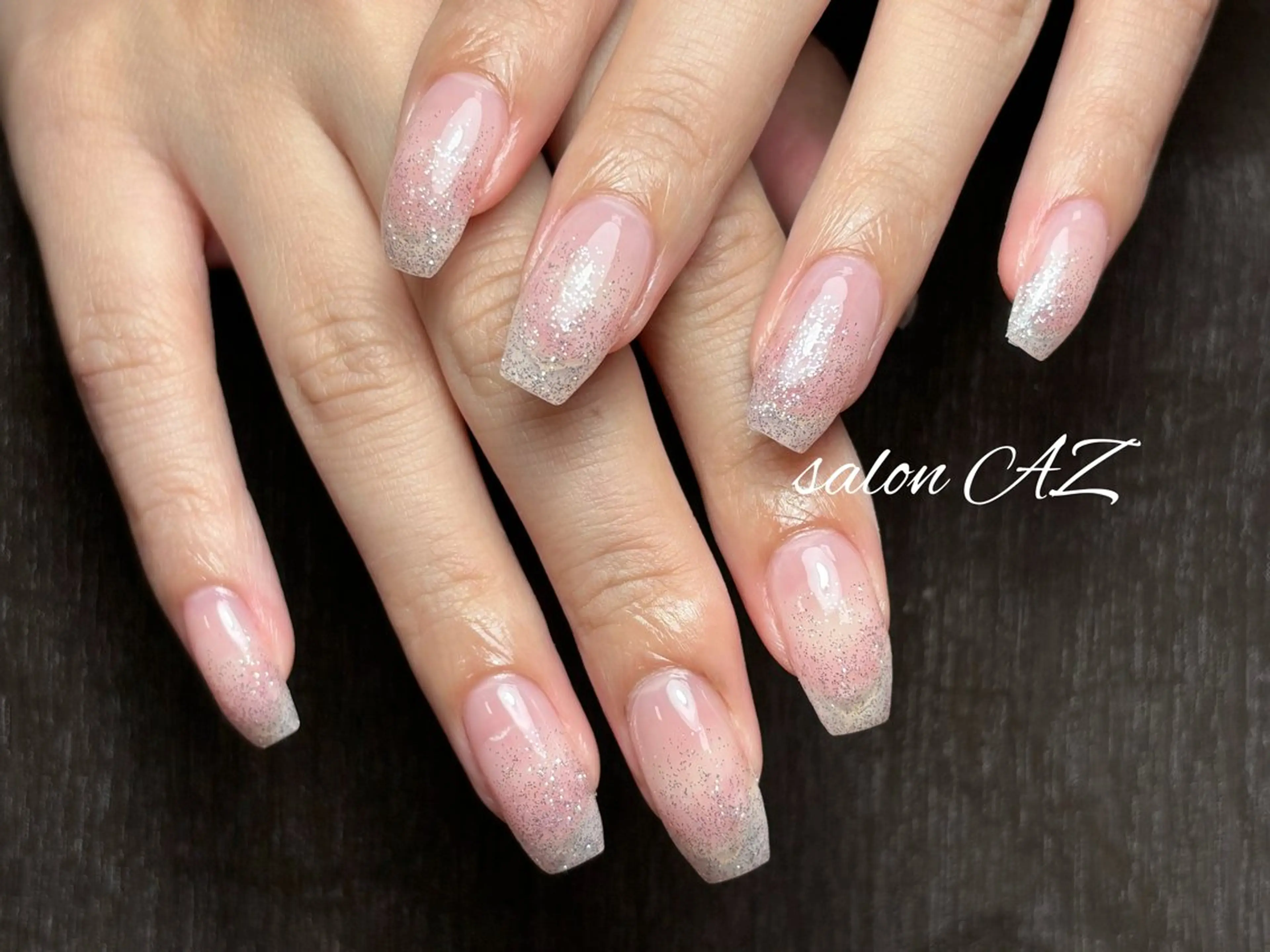 ネイル アートネイル 長さ出し フットネイル フレンチネイル ジェルネイル ハンドネイル salon AZのネイルデザイン