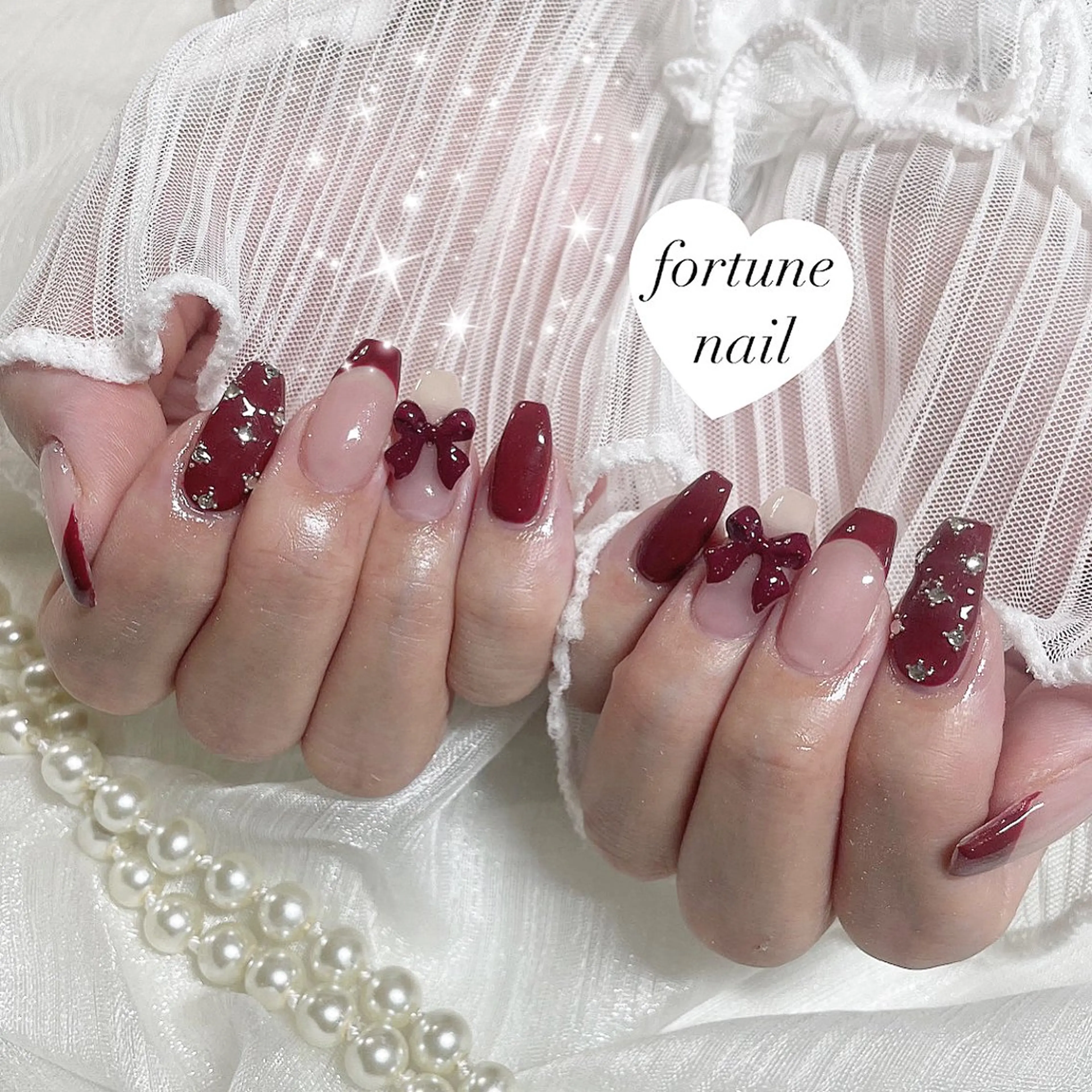 ネイル ボルドー ガーリー リボン ワンホンネイル ハンドネイル ☆saori ☆のネイルデザイン