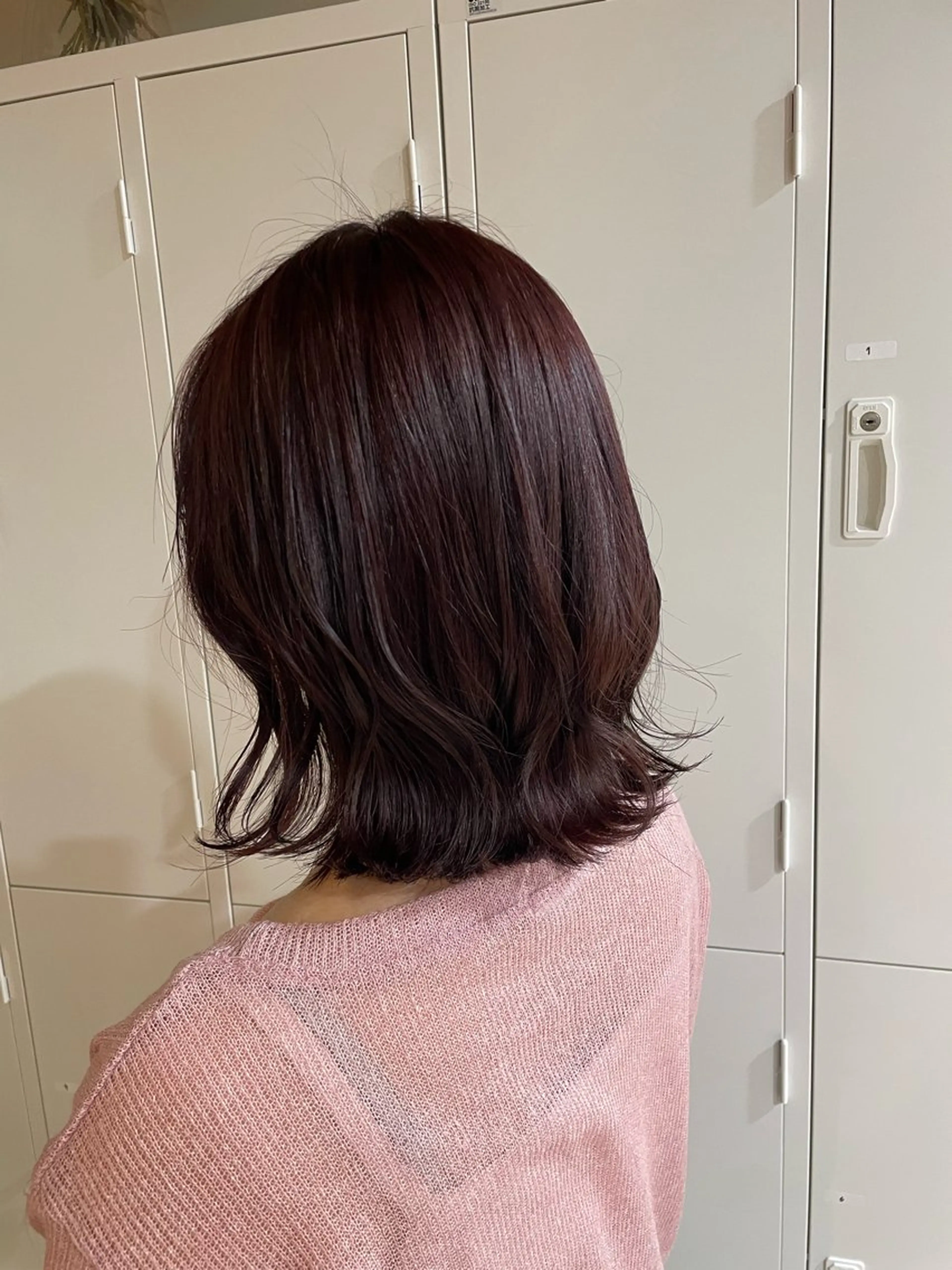 ミディアム カット ヘアカラー トリートメント 透明感ベージュカラー yumekaのヘアスタイル