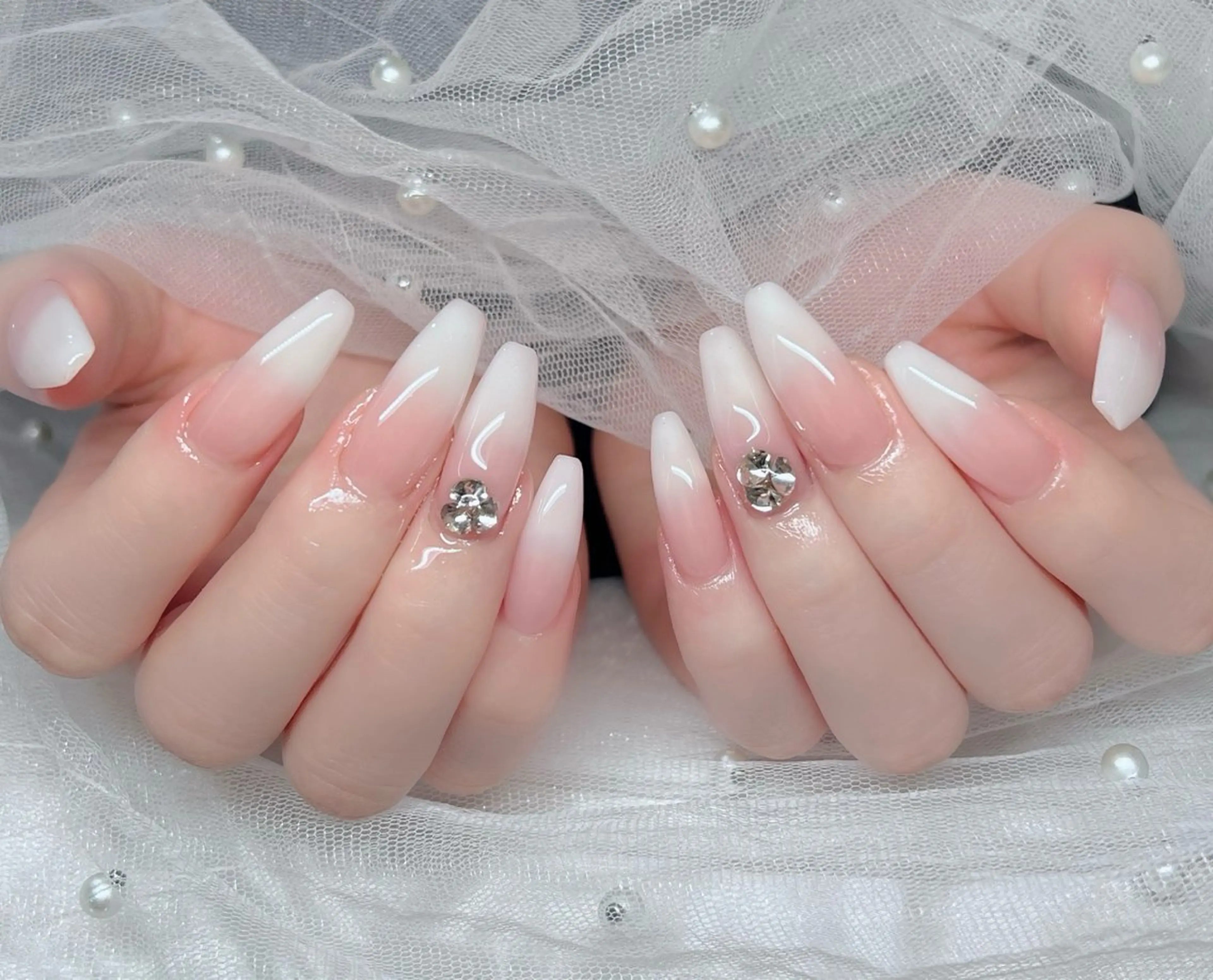 ネイル ハンドネイル 🎀PG🩵 ネイルサロンのネイルデザイン