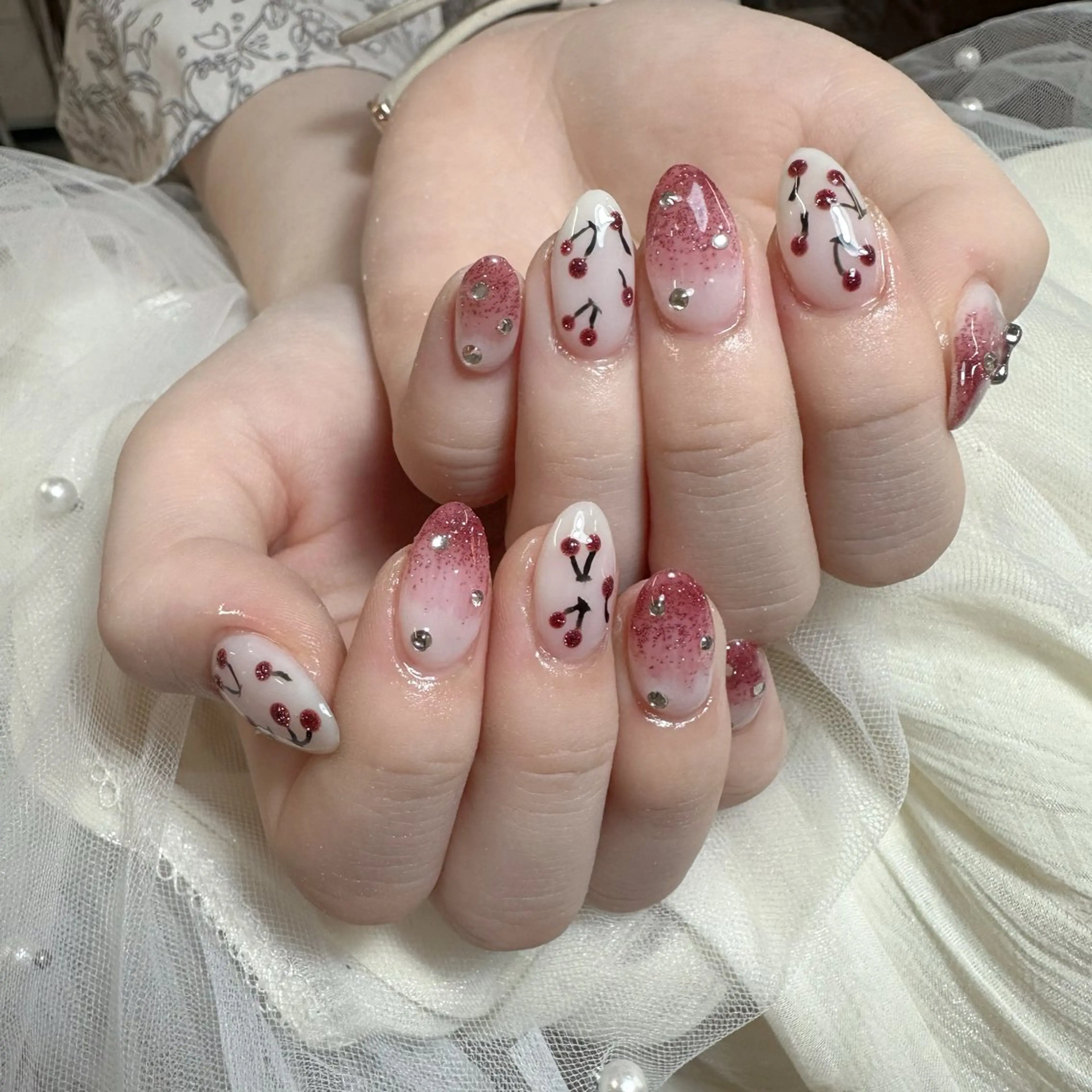 ネイル ハンドネイル 🎀nana🫧 ワンホンネイル🎀のネイルデザイン