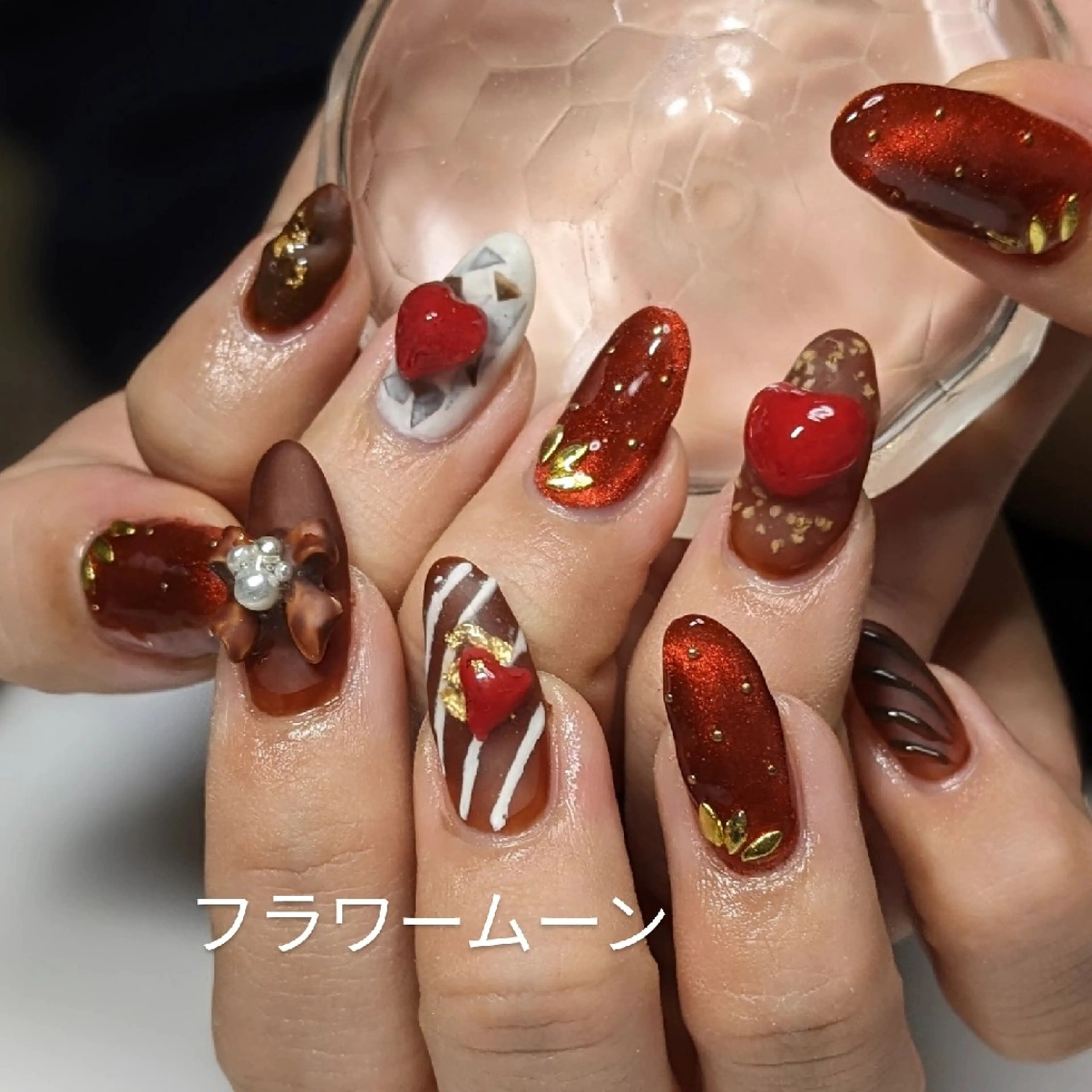 ネイル ハート ハンドネイル ハンドケア フラワー ムーンのネイルデザイン