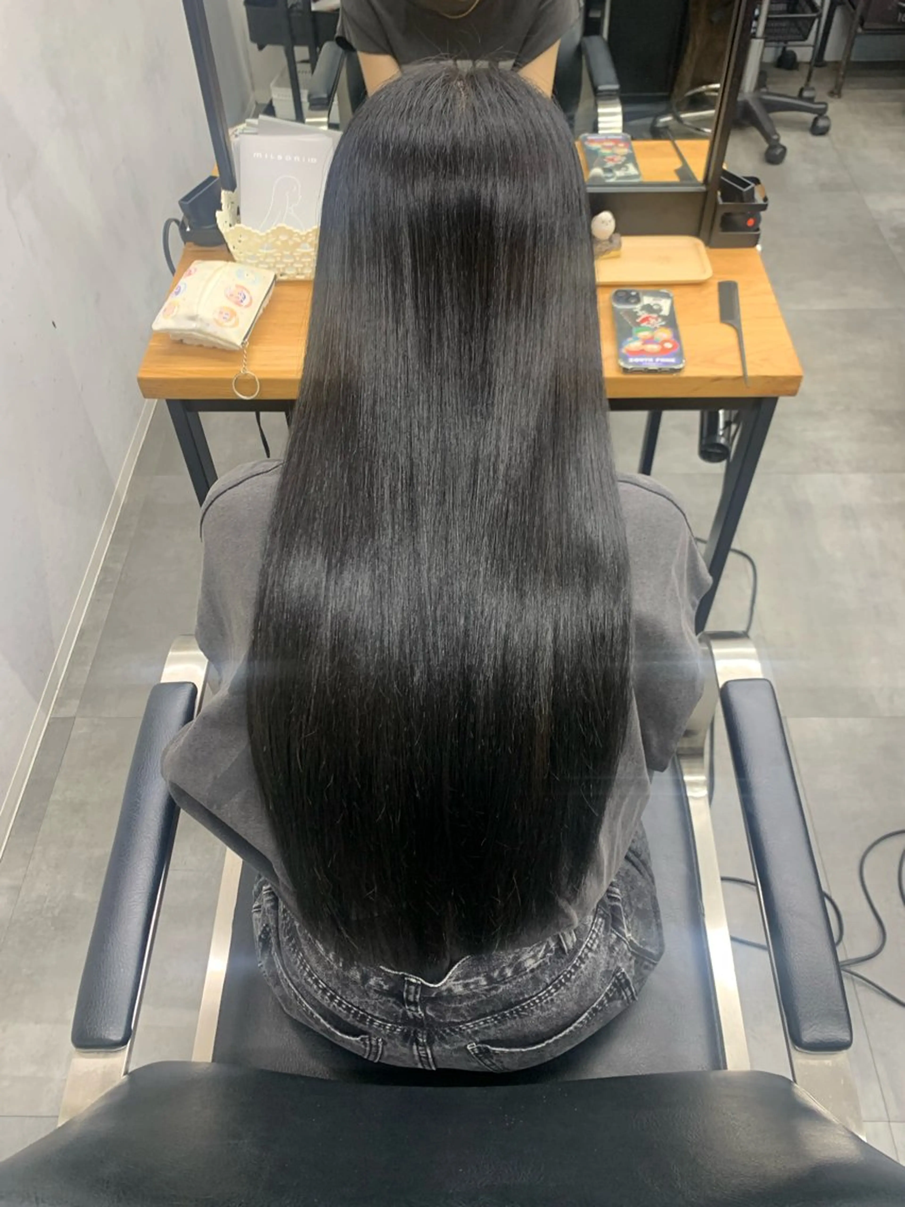 ロング 抜け感ダブルカラー miyukiのヘアスタイル