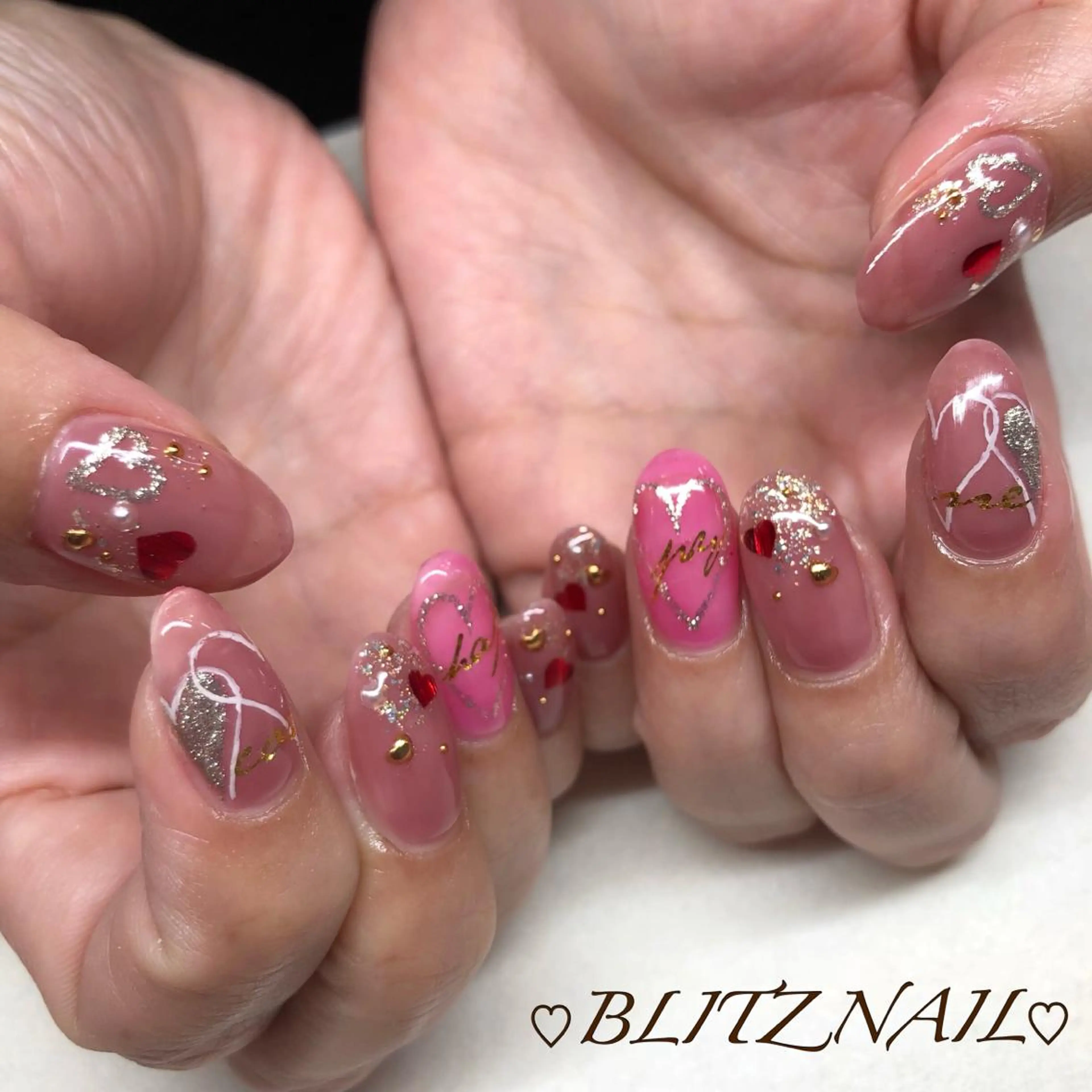 ネイル BLITZ Nail 岩田💅🏻✨のネイルデザイン