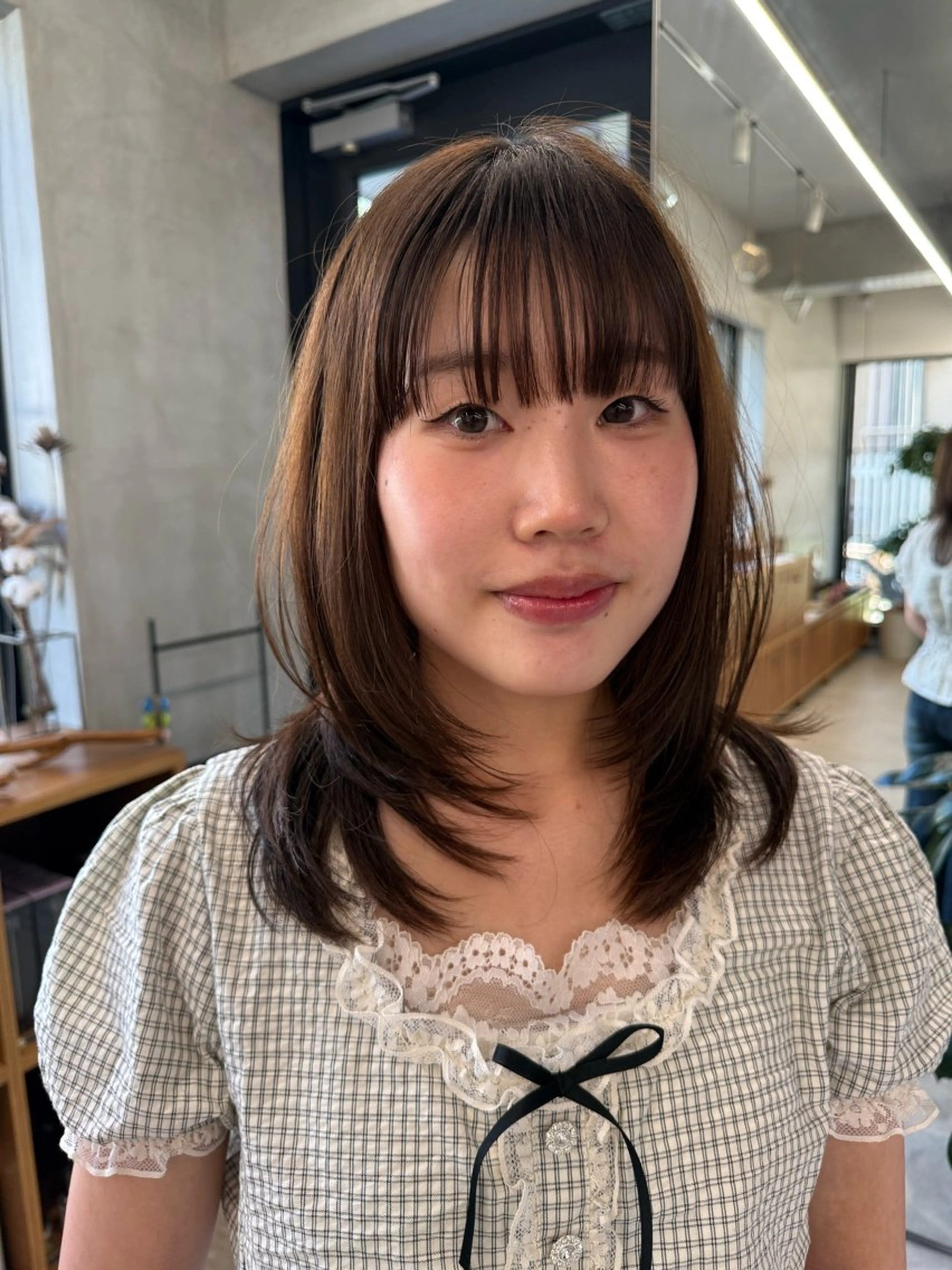 ミディアム カット ヘアカラー ｻｶﾓﾄ ﾅｵﾐのヘアスタイル