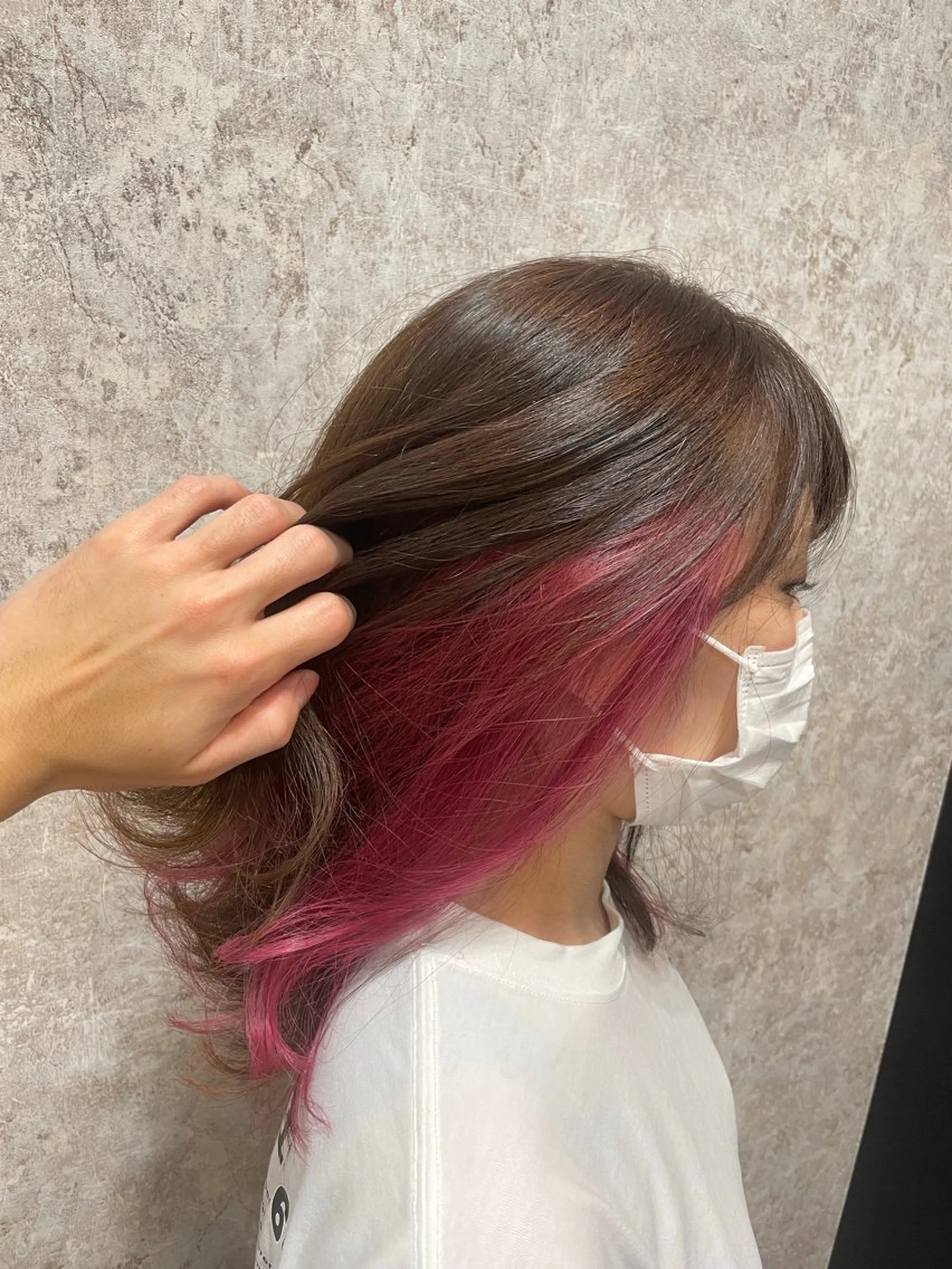 カラー イヤリングカラー 穐田 航のヘアスタイル
