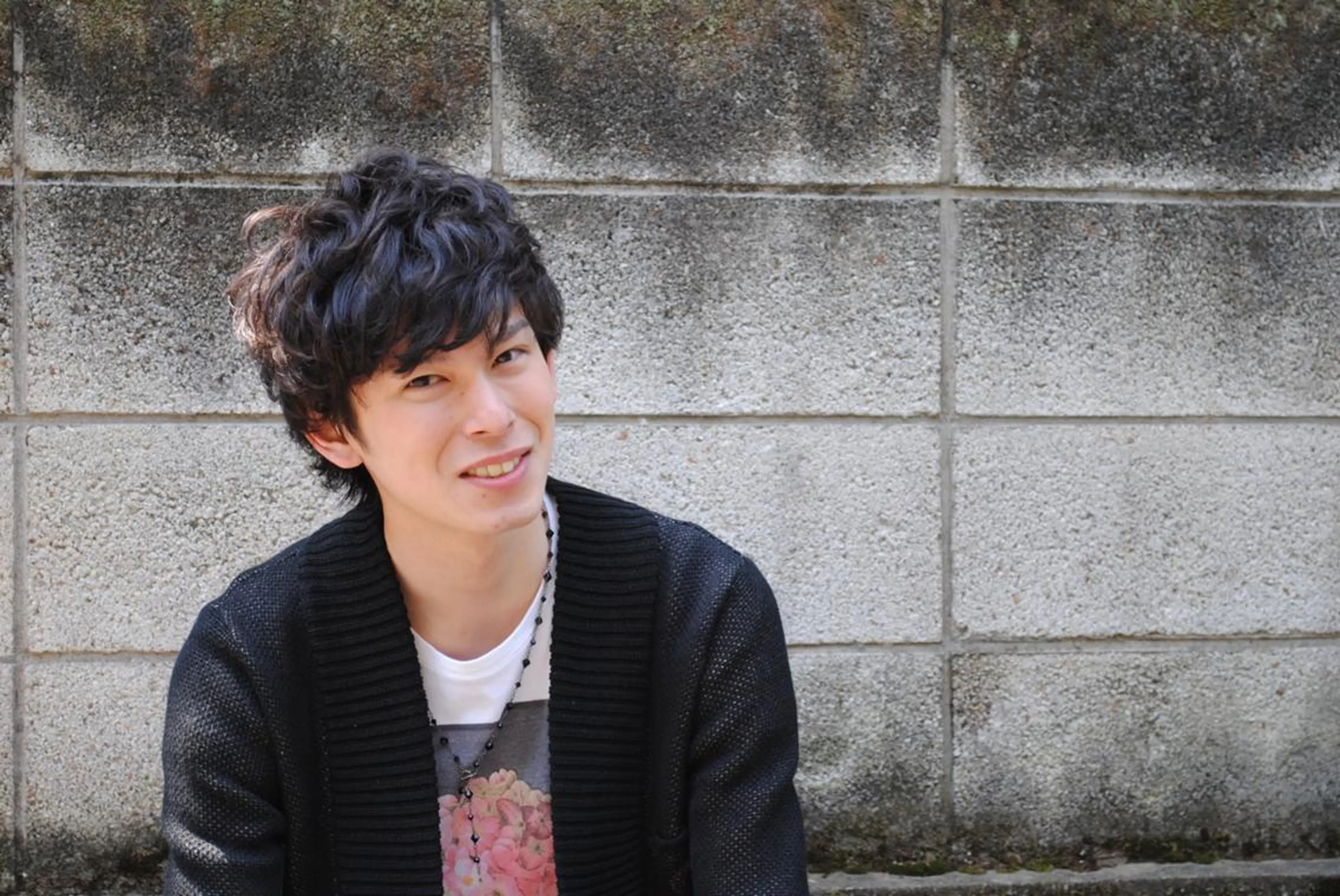 ミディアム ミディアムパーマ くせ毛 公庄　グジョウ 　隆　　タカシのヘアスタイル