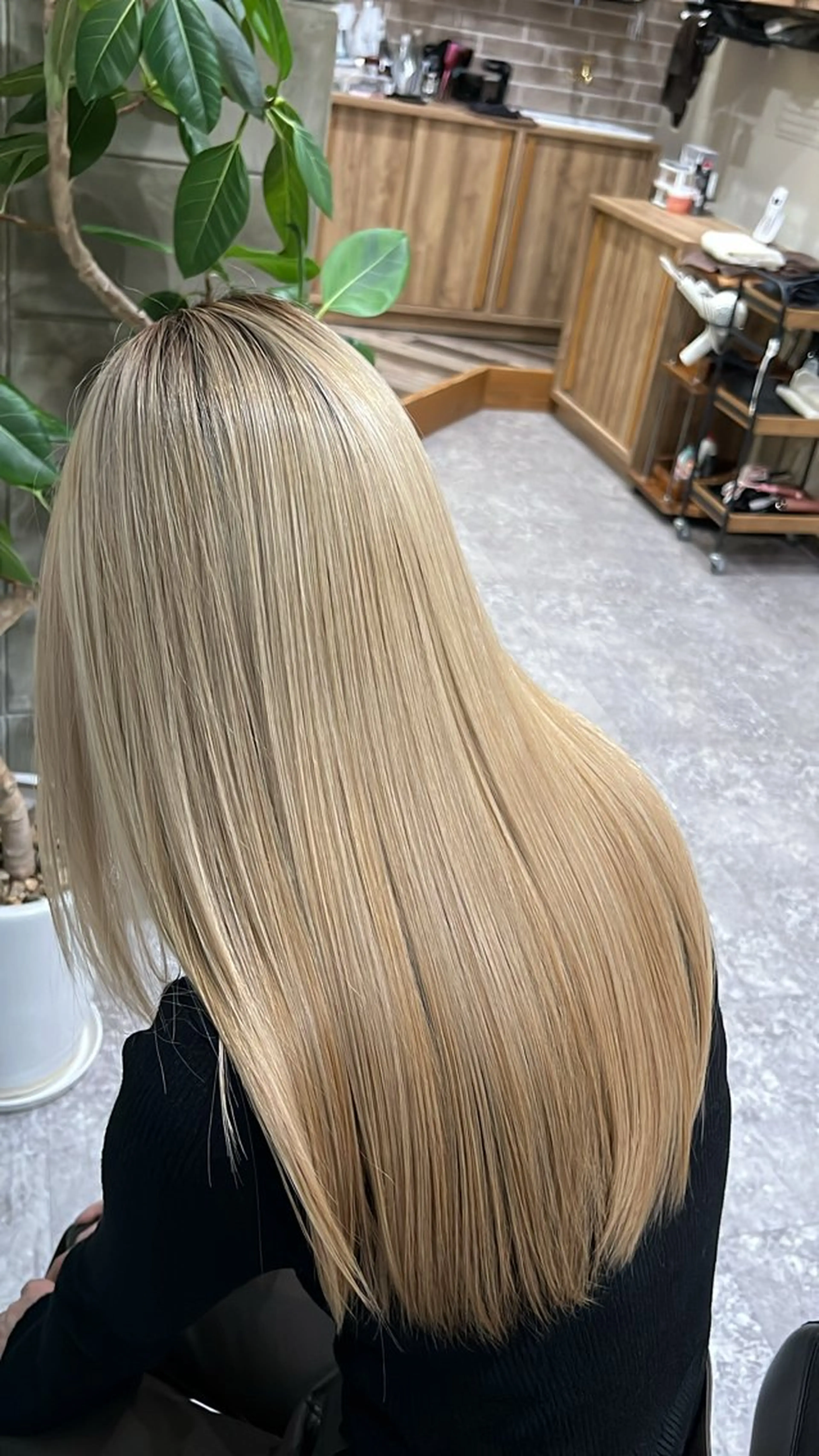 カラー ブリーチ/ストレート ダブルカラーtetoのヘアスタイル