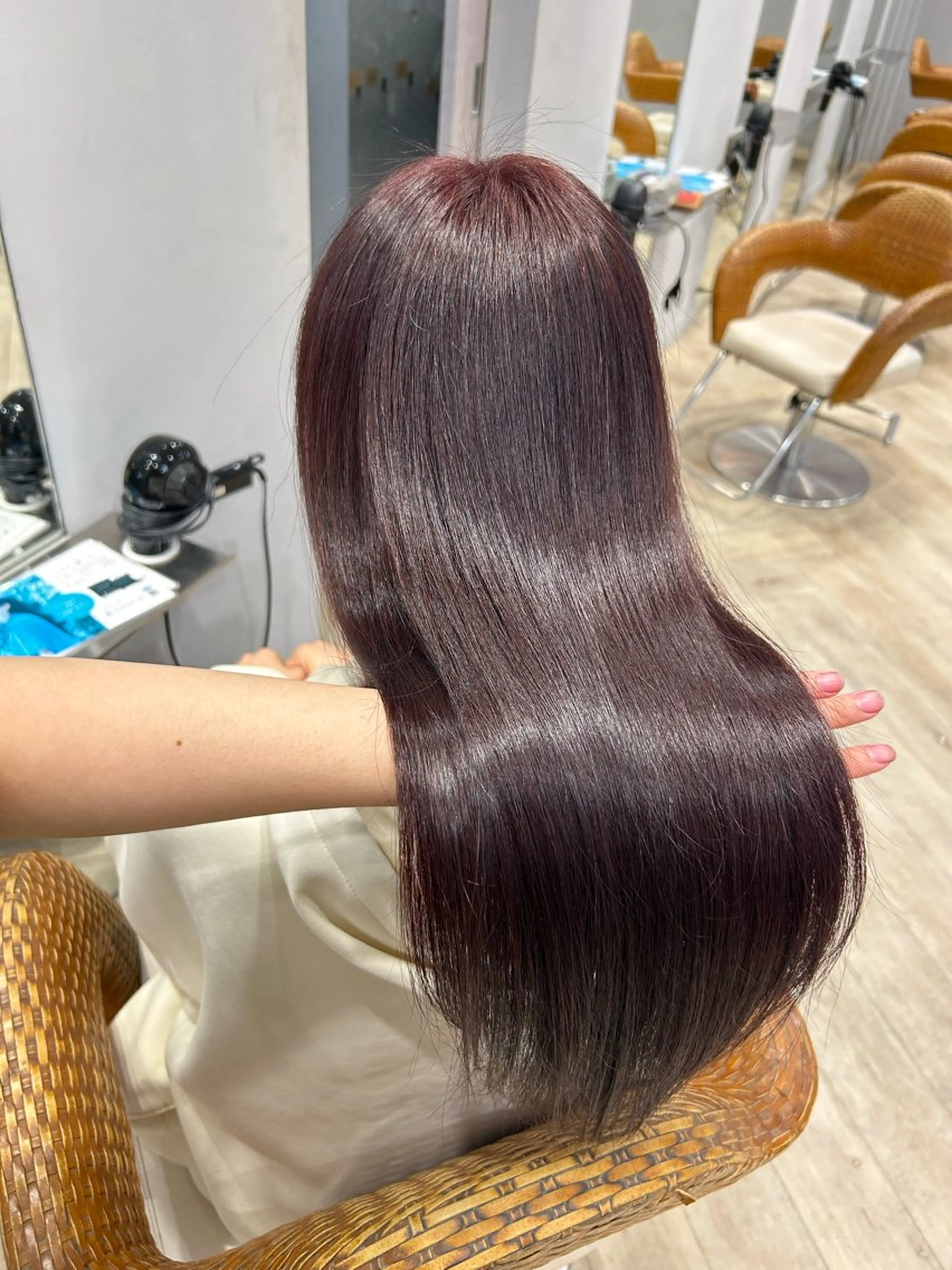 ロング カラー ラベンダーカラー ヘアカラー トリートメント 柴田 千春のヘアスタイル