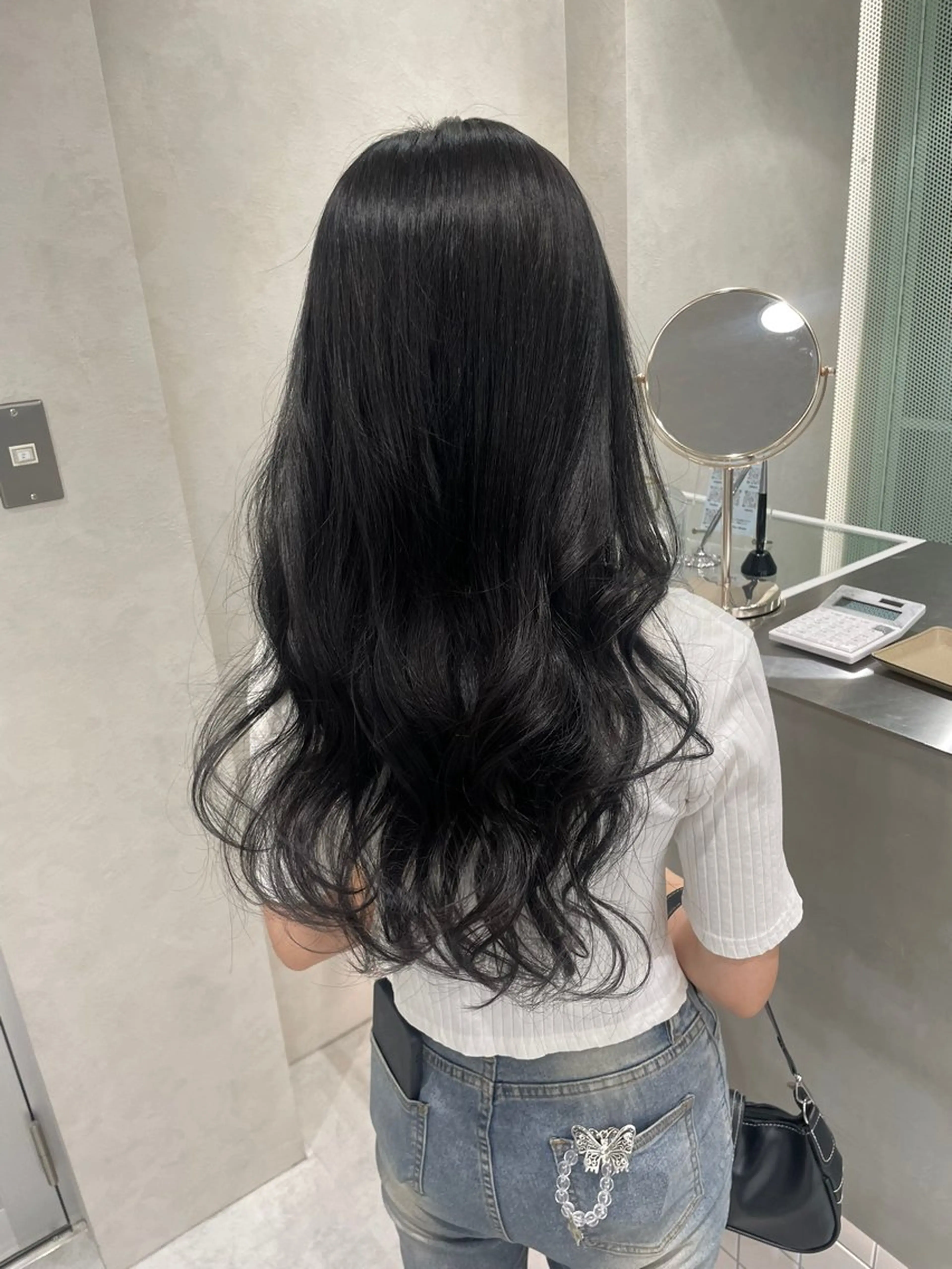 カラー アッシュ アッシュグレー 黒髪 透明感カラー 【カットモデル】 募集🦋hina🦋のヘアスタイル