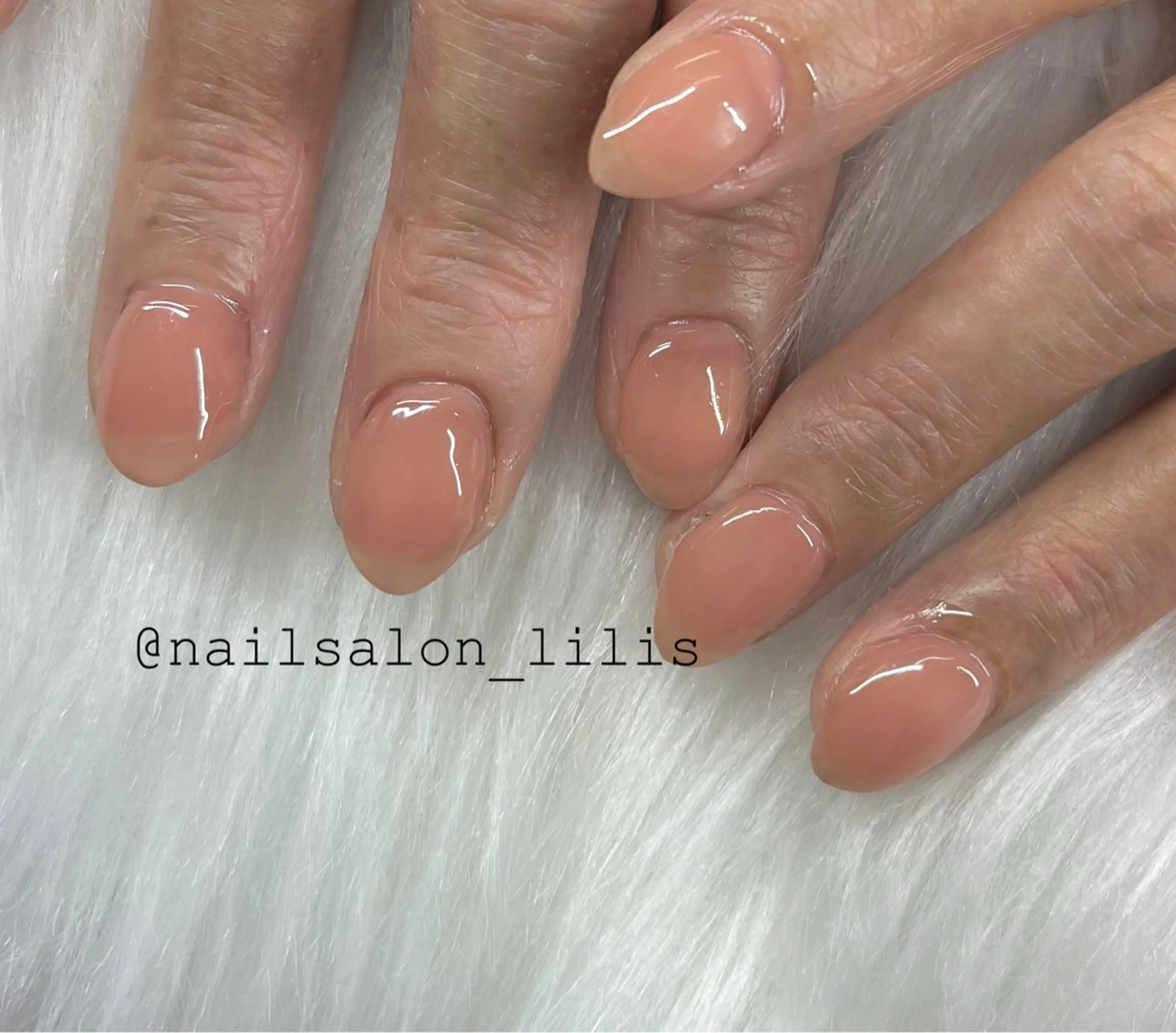 ネイル ハンドネイル nailsalon Lilisのネイルデザイン