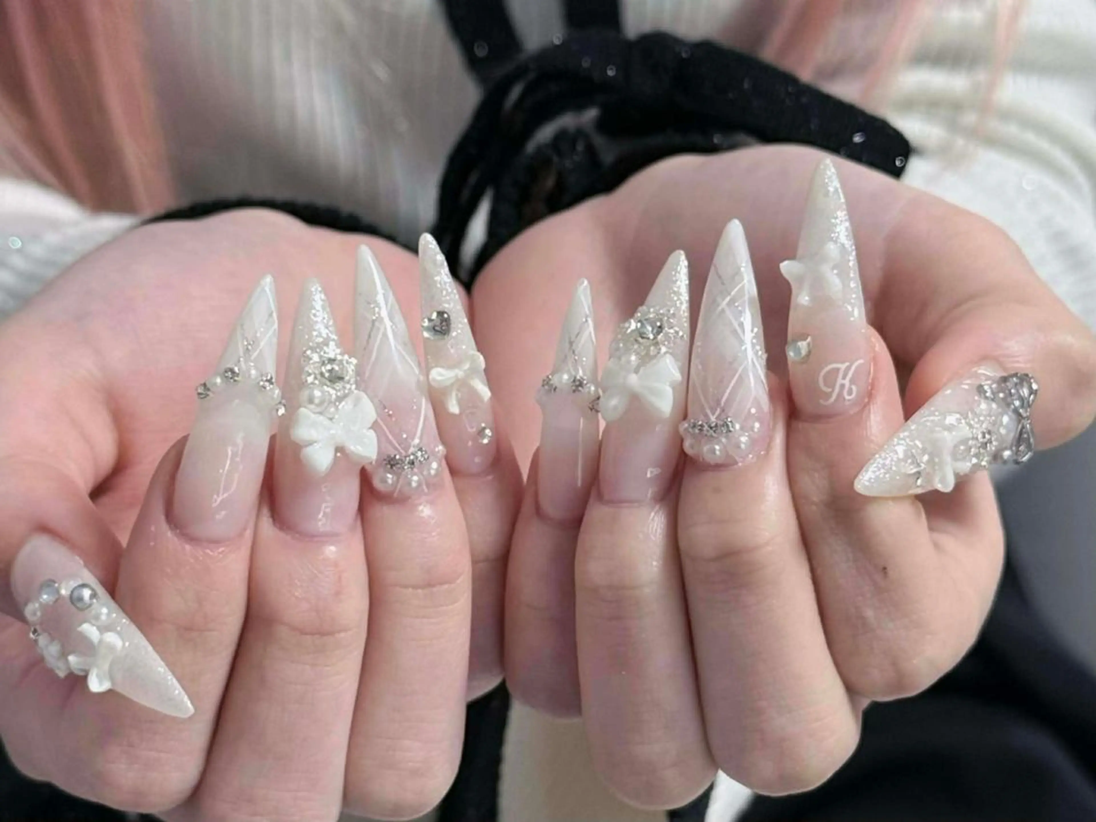 ネイル 長さ出し グラデーション 卒業式 キラキラネイル マグネットネイル Emi🌸Belle Nail Salonのネイルデザイン