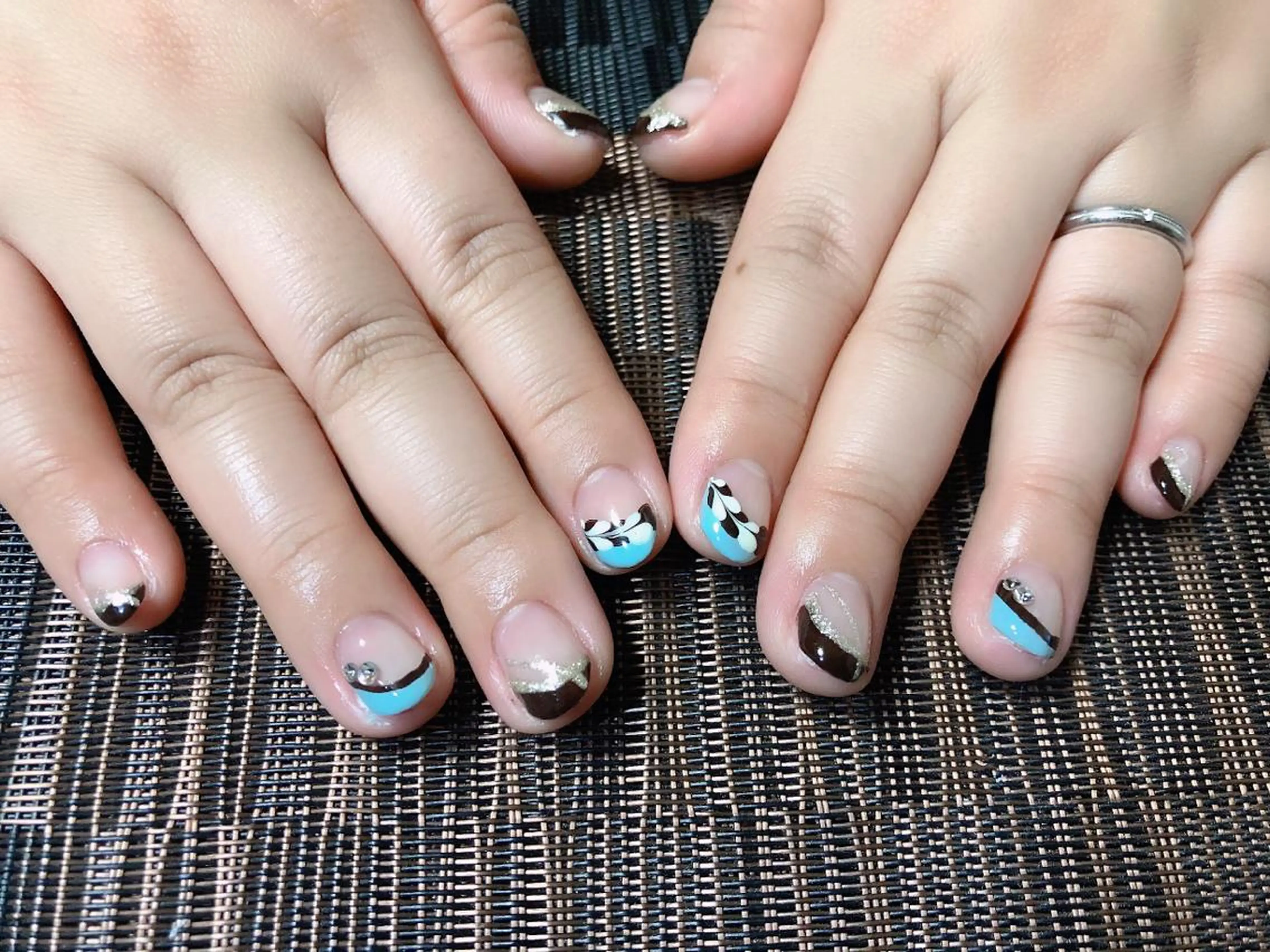 ネイル ハンドネイル 伊藤 美里のネイルデザイン