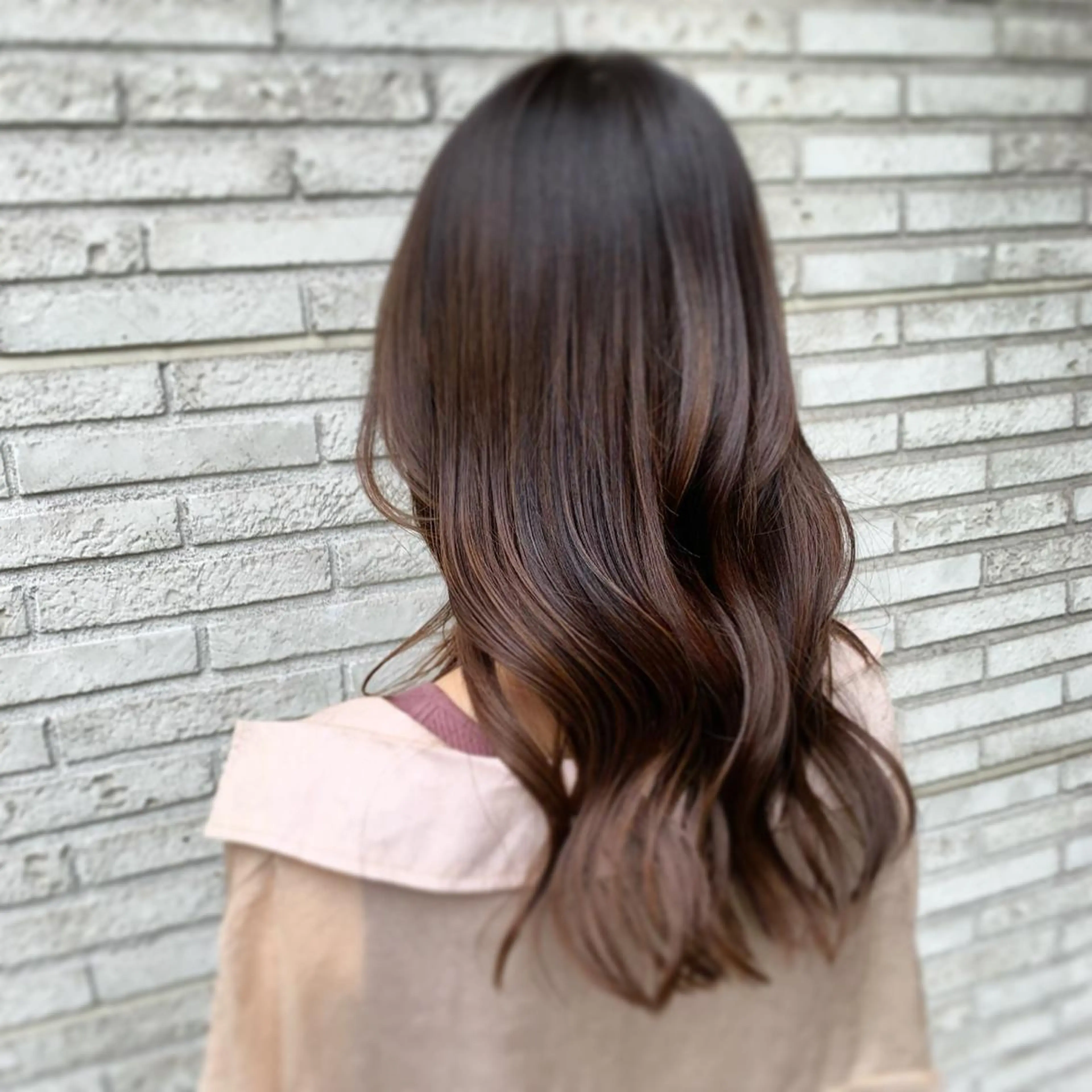 セミロング カラー デザインヘア 小林裕史のヘアスタイル