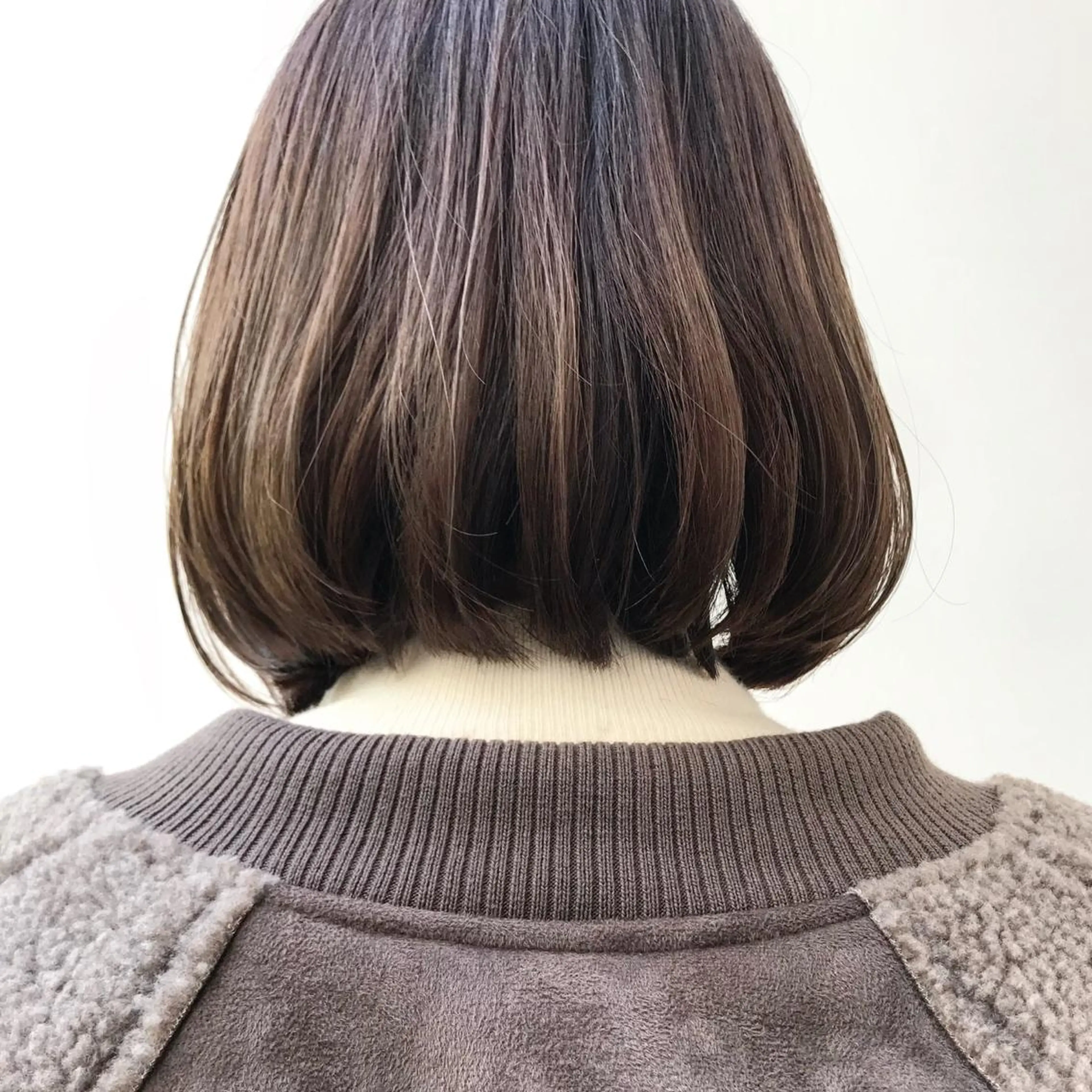 ショート カラー ボブ 佐藤 旭のヘアスタイル