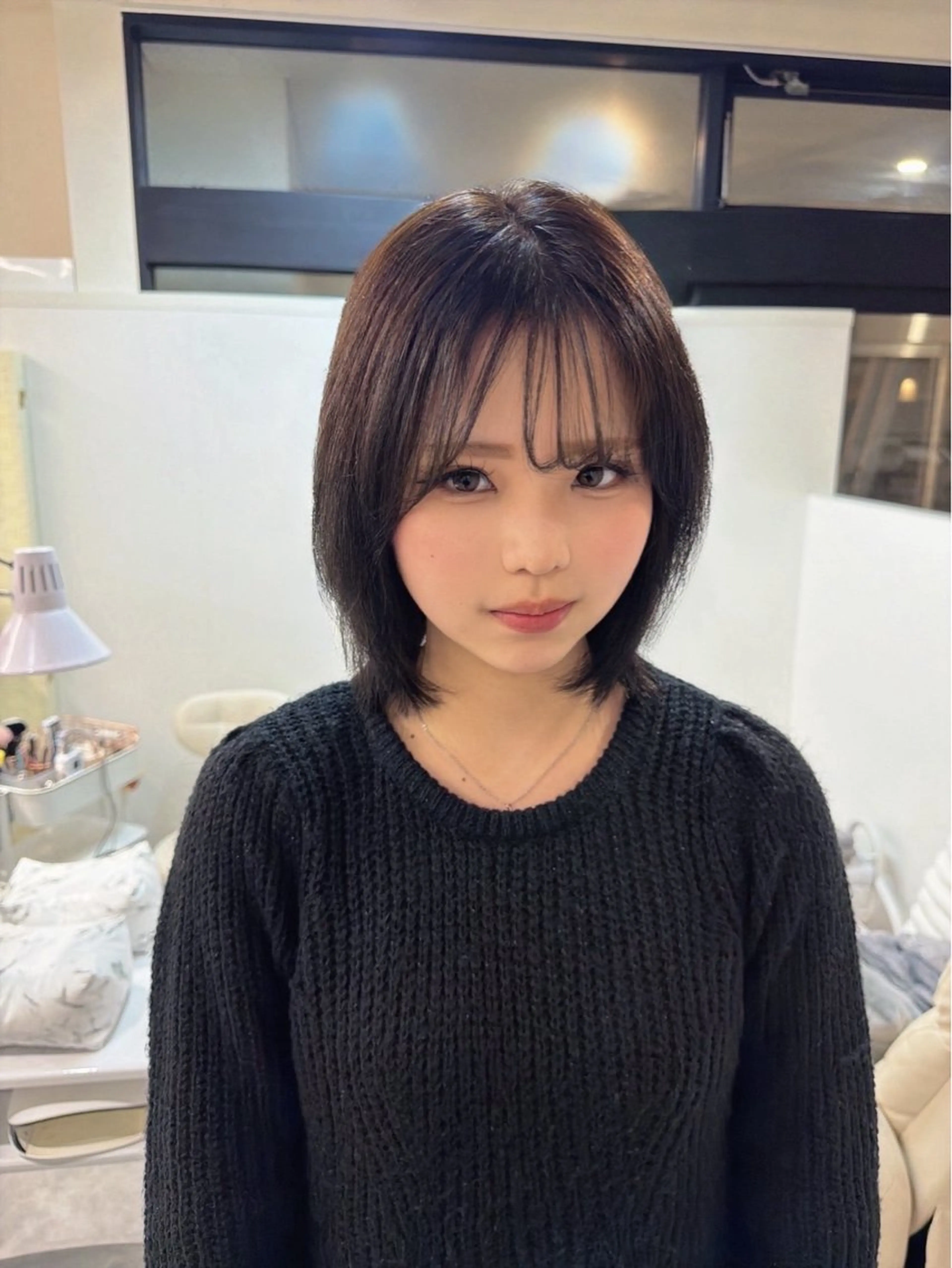 ミディアム カラー 透明感カラー グレージュ レイヤーカット 似合わせカット カット ヘアカラー 京谷 日向のヘアスタイル