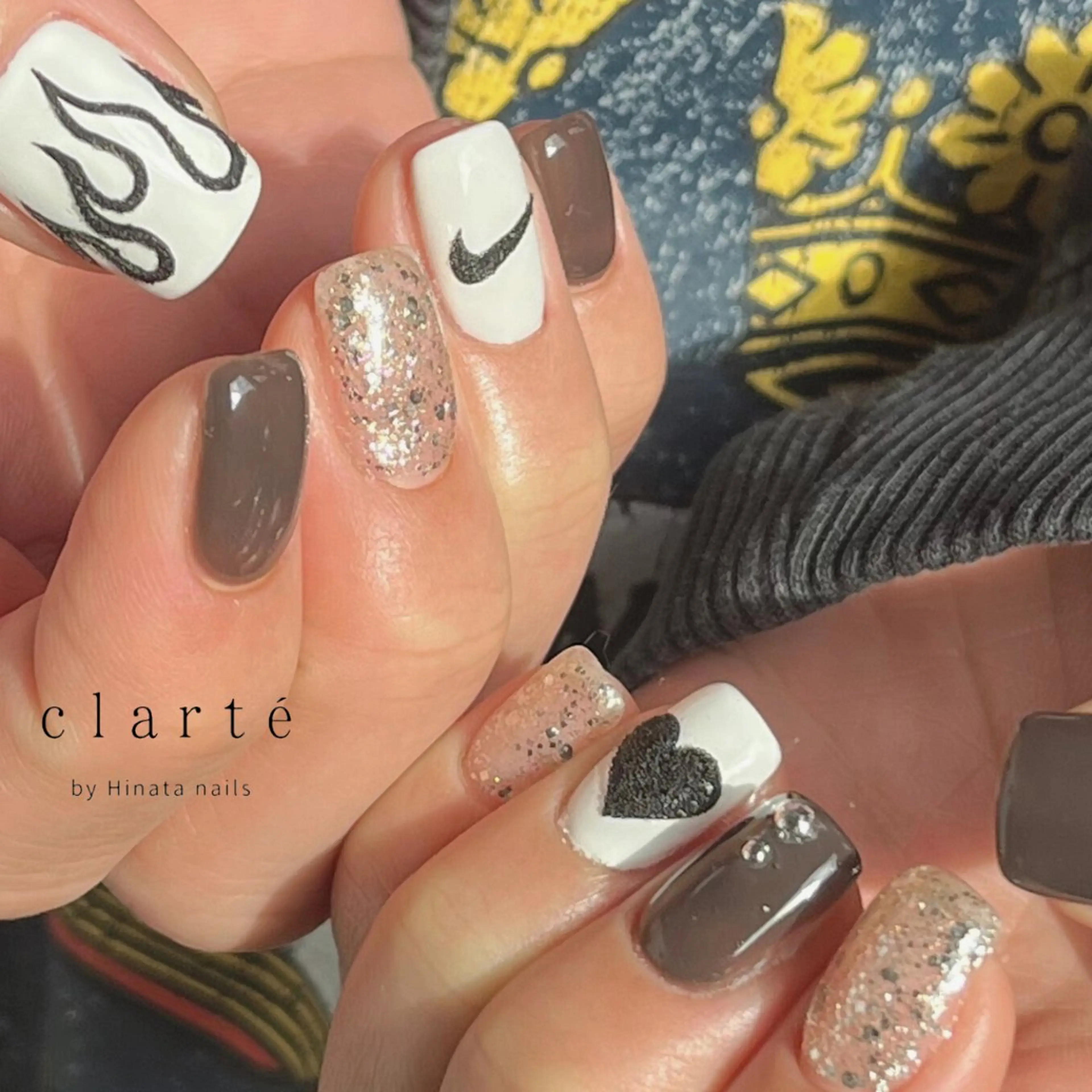 ネイル ハンドネイル LA CLARTÉ所属・【LaCLARTE】 京橋各線駅ﾁｶ🩶のマツエク・マツパデザイン