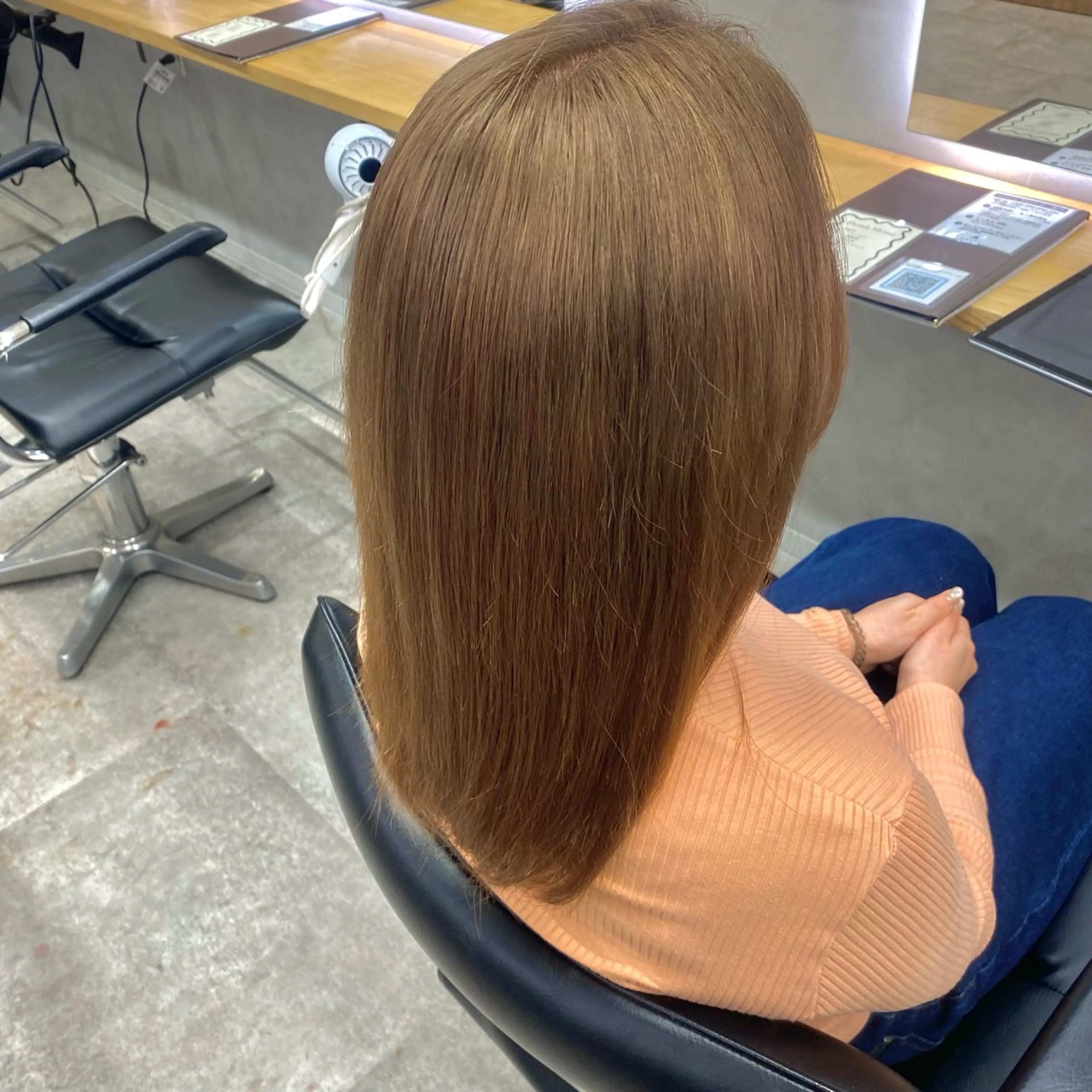 ミディアム カラー ベージュカラー ミルクティーベージュ カット ナツキ💫 カットモデル募集中のヘアスタイル