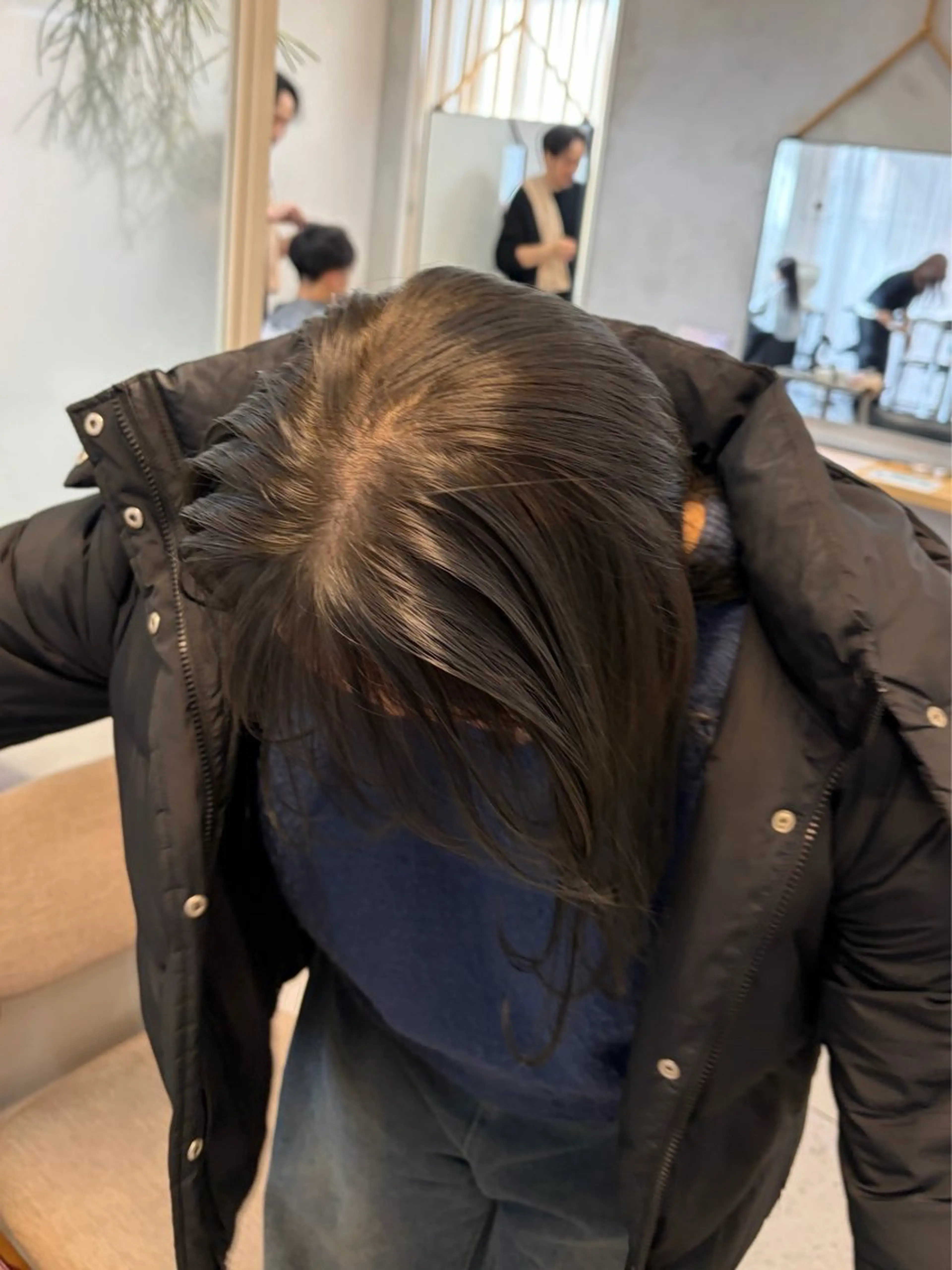 ミディアム カラー ミルクティー× グレージュMOMOのヘアスタイル